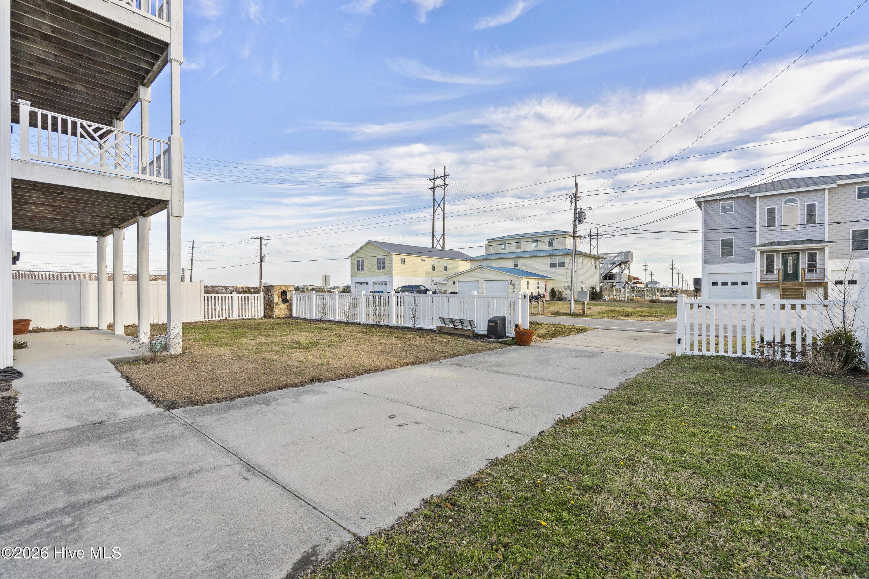 100555944 | Photo 62