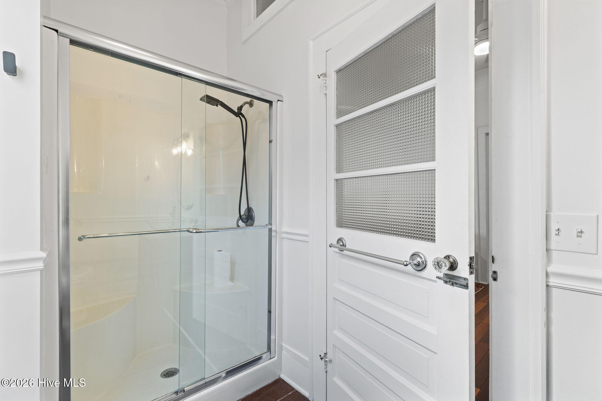 100550239 | Photo 34