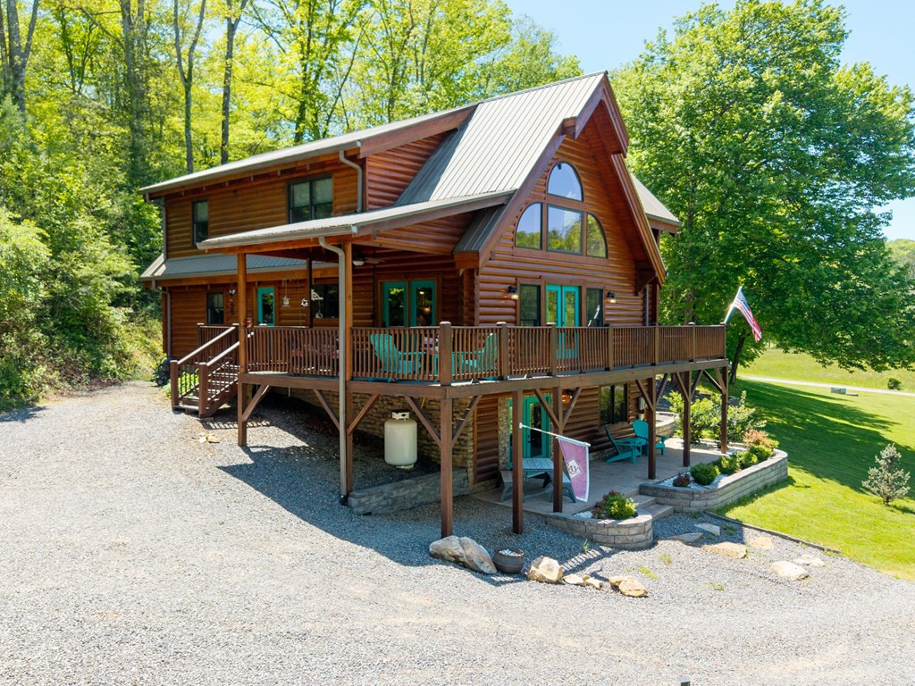 560 Butterball Boulevard, Murphy, NC 28906 Listing Photo  2