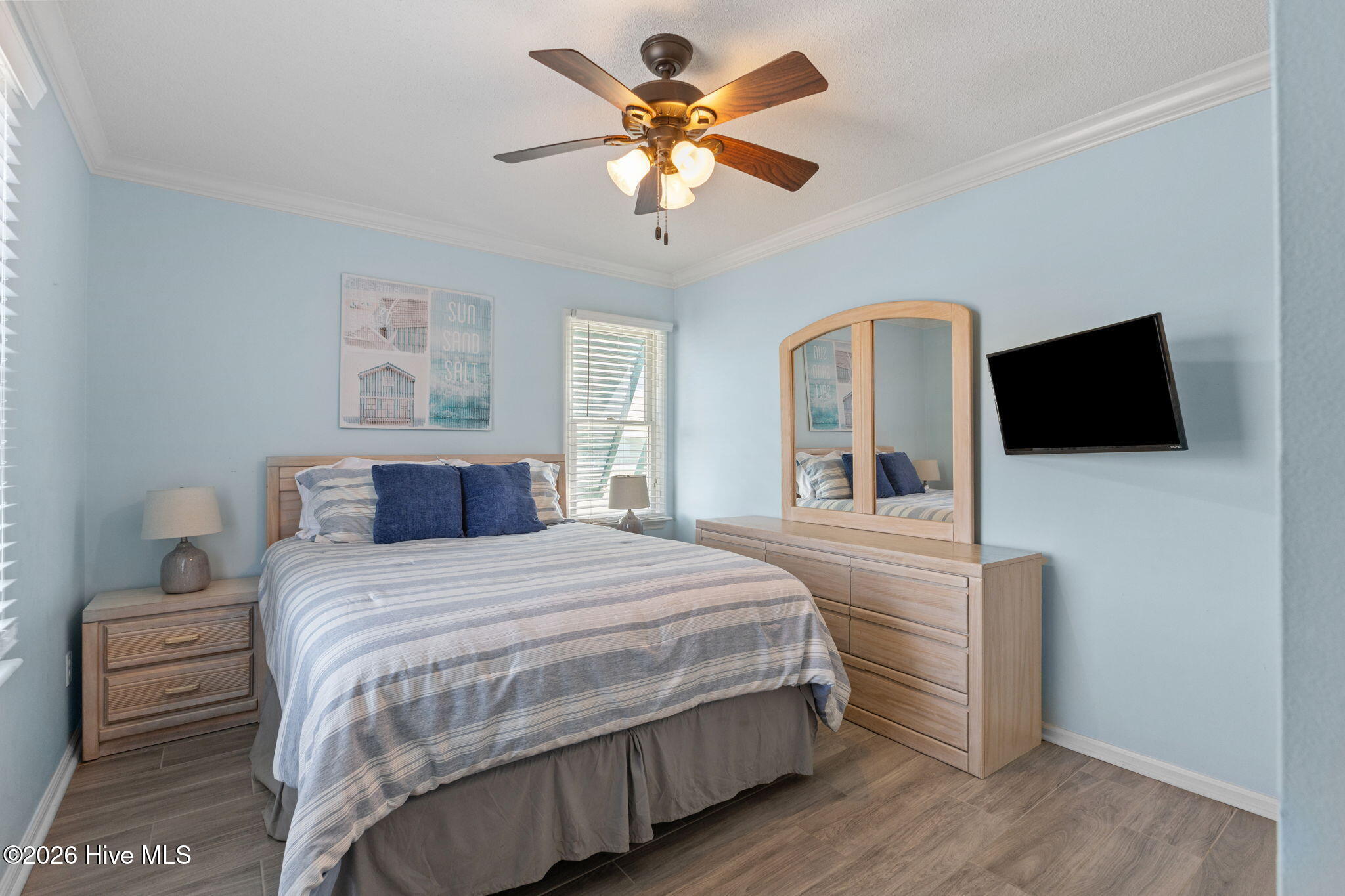 100558728 | Photo 18