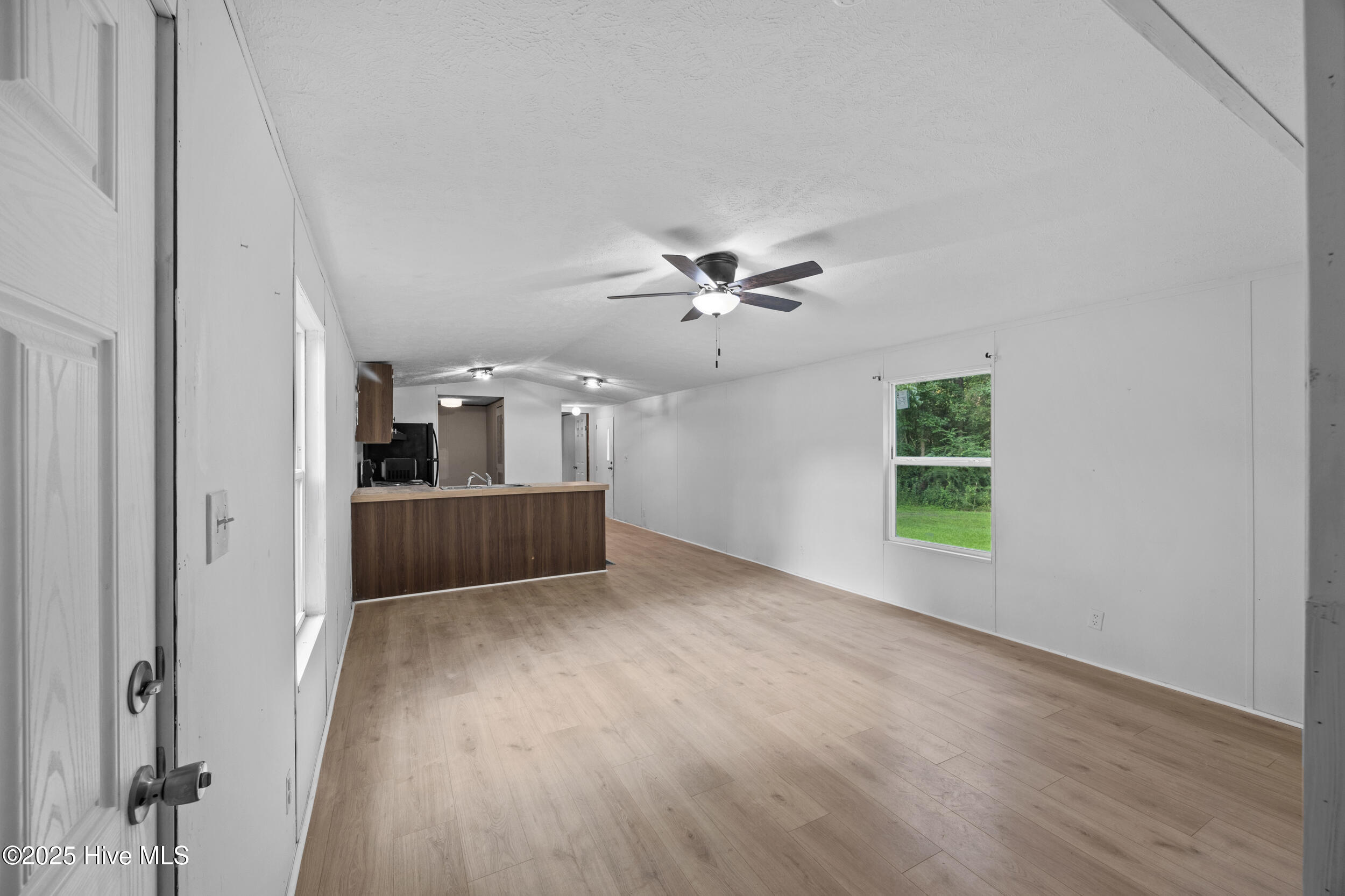 325 Messer Loop Road, Burgaw, NC 28425 – photo 5: 002_jDXG