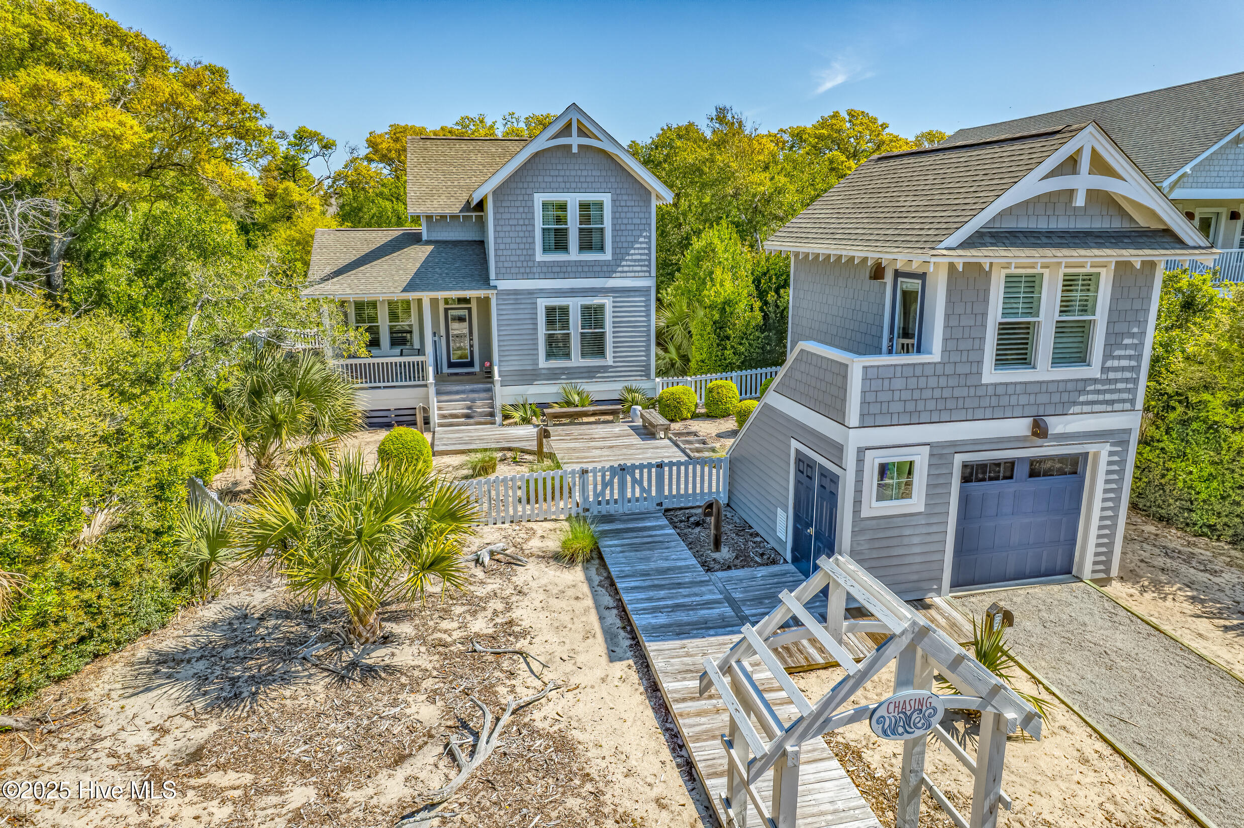 100501018 | Photo 51