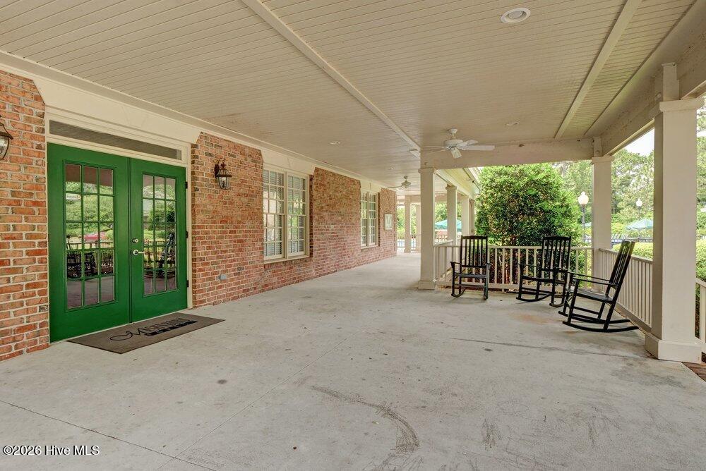 100552674 | Photo 38