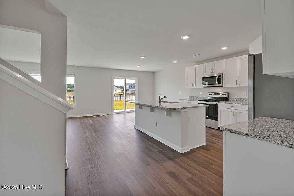 100546498 | Photo 10