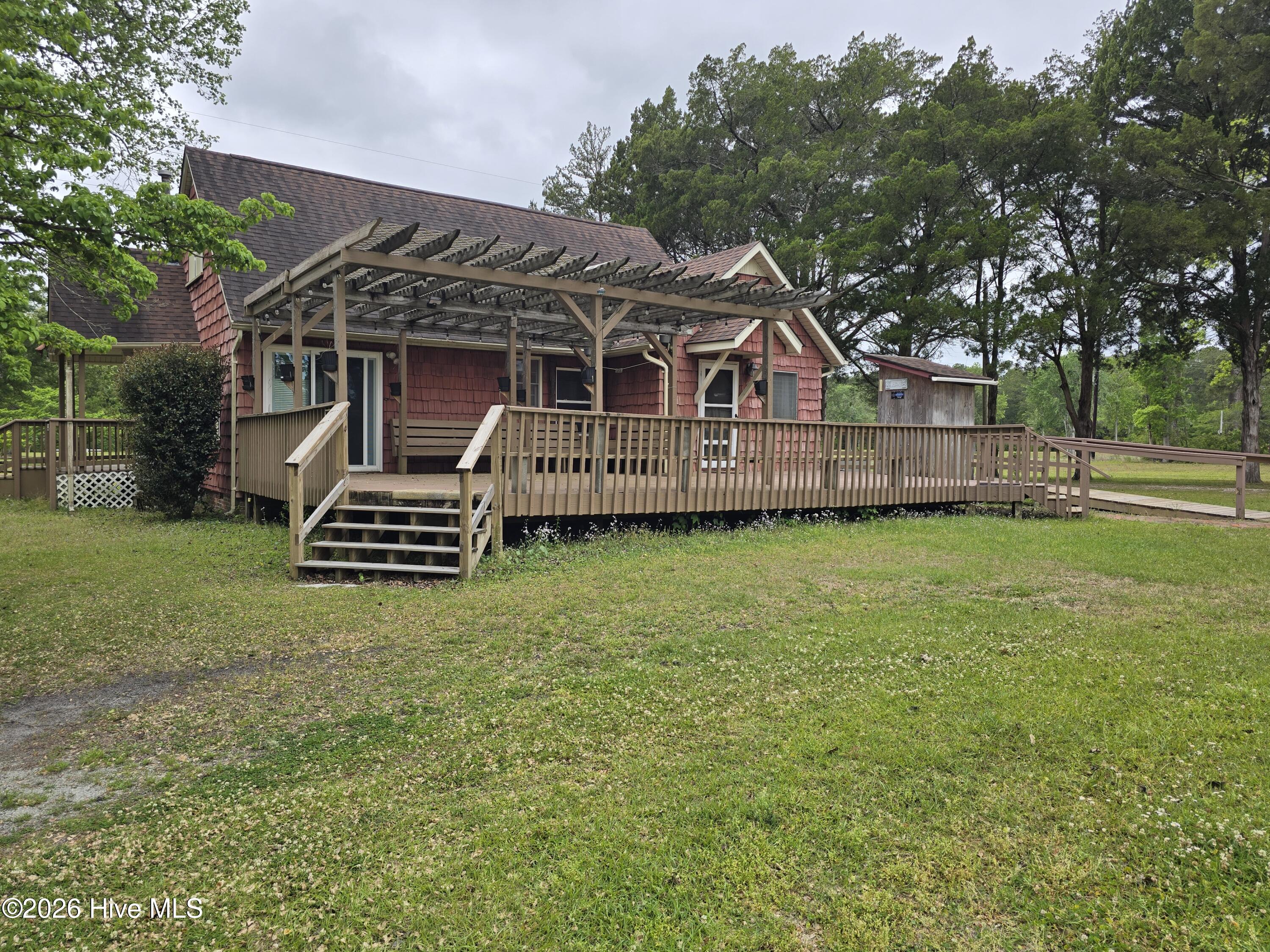 100569910 | Photo 18