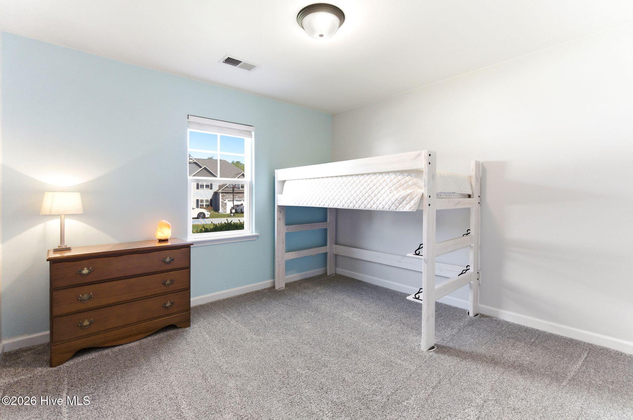 100568951 | Photo 32