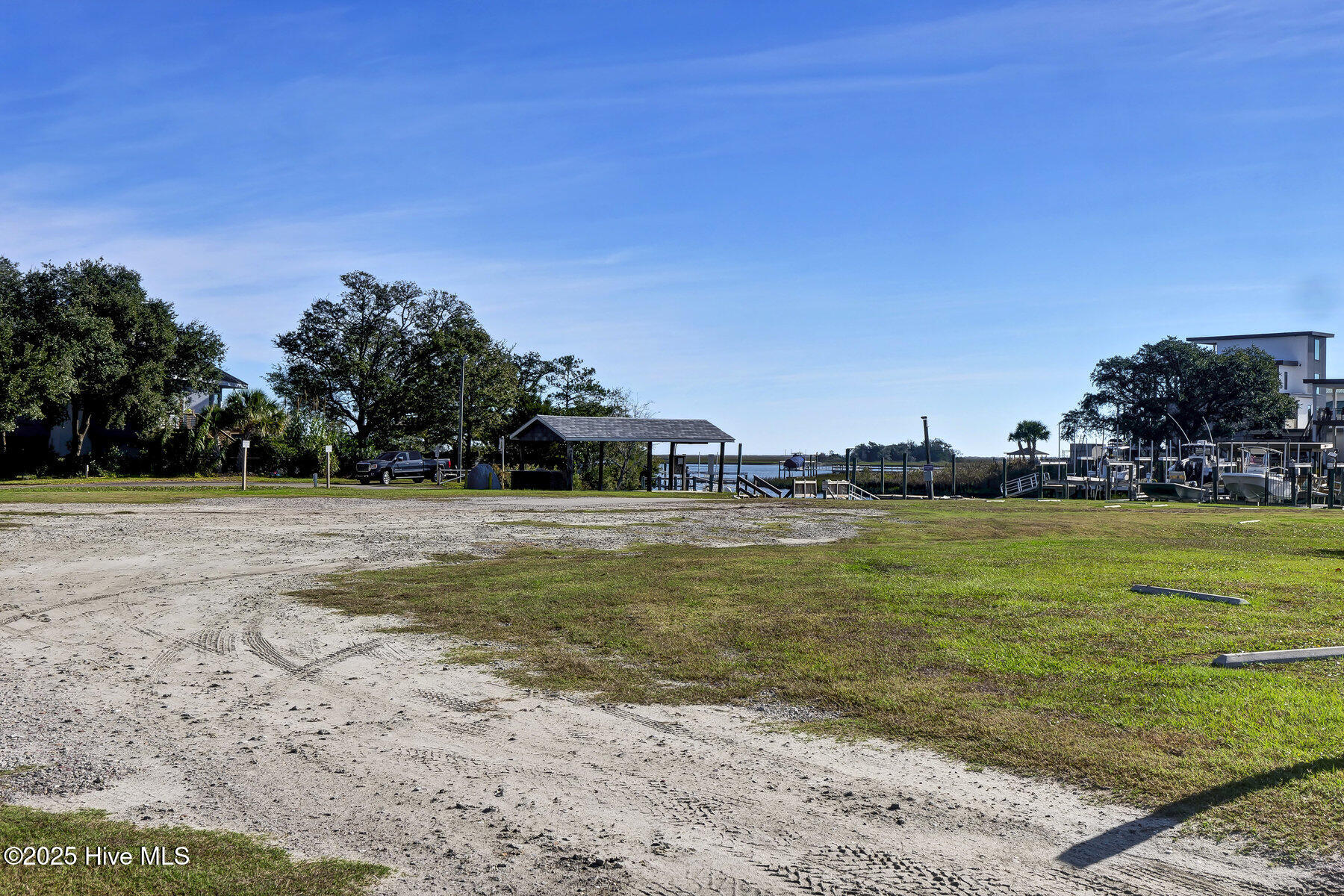 100545503 | Photo 58