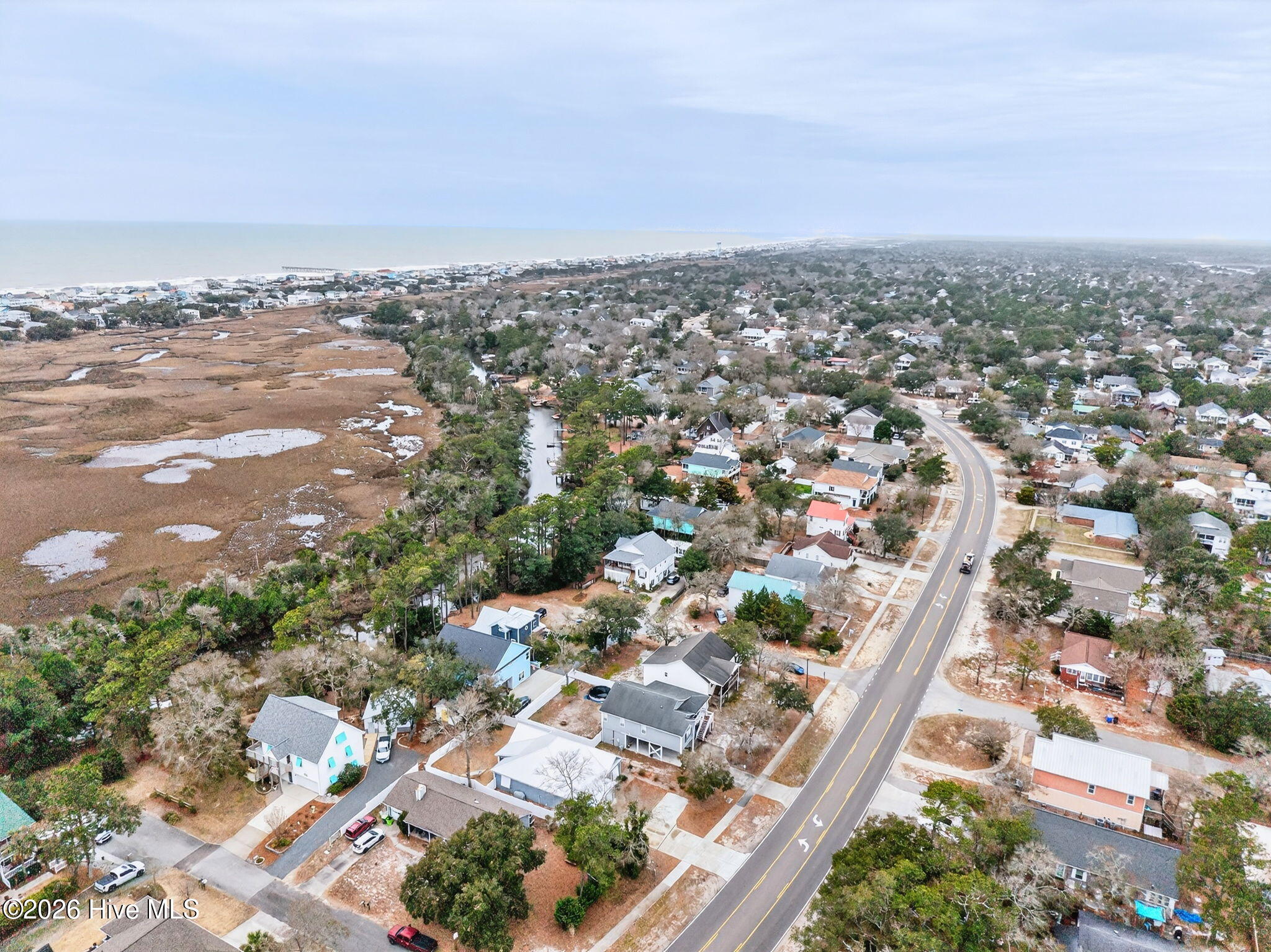 100557627 | Photo 51