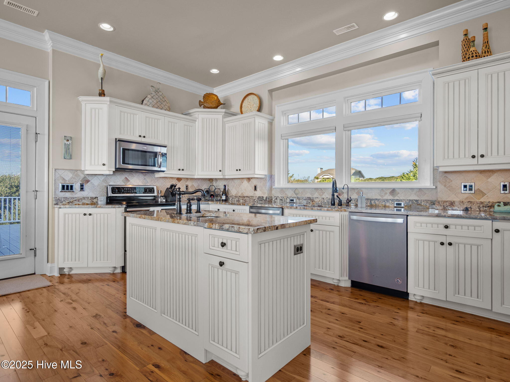 6414 Ocean Drive, Emerald Isle, NC, 28594