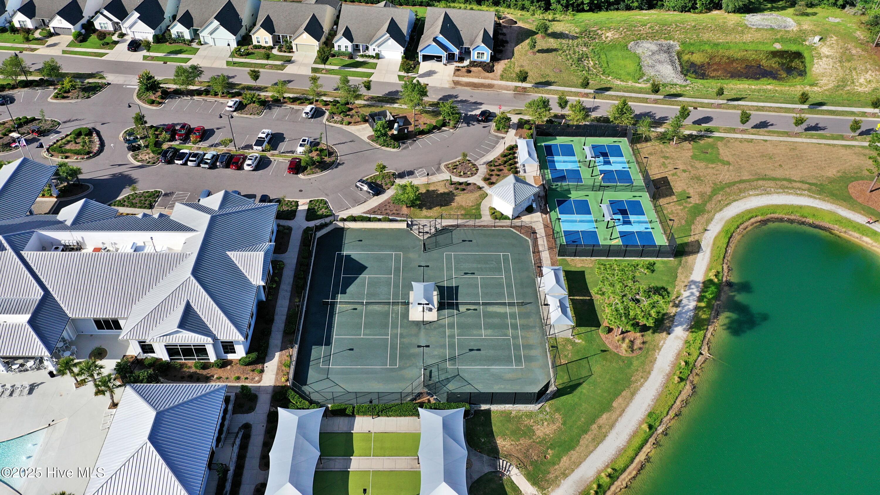 100522213 | Photo 29