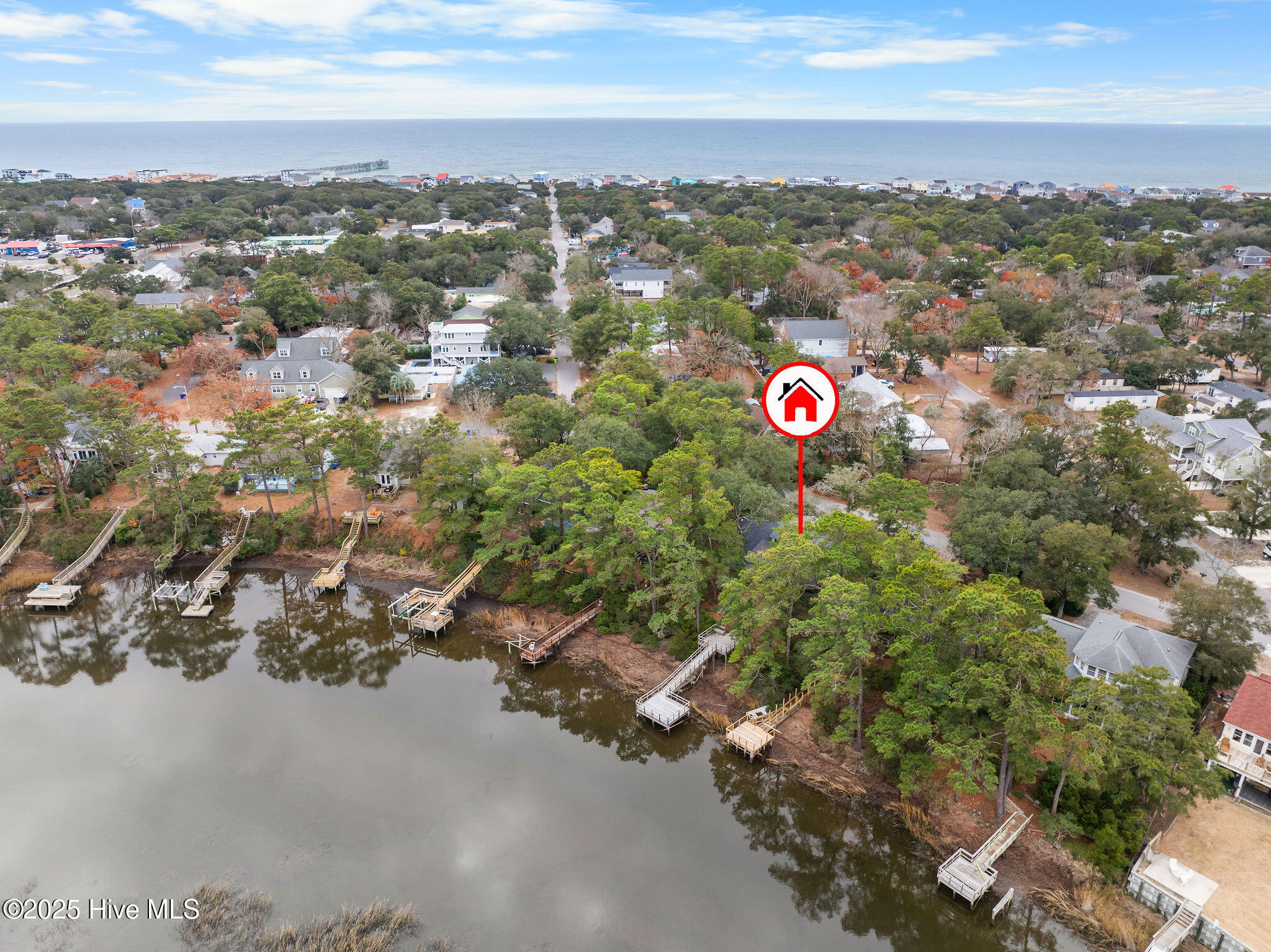 100546976 | Photo 33