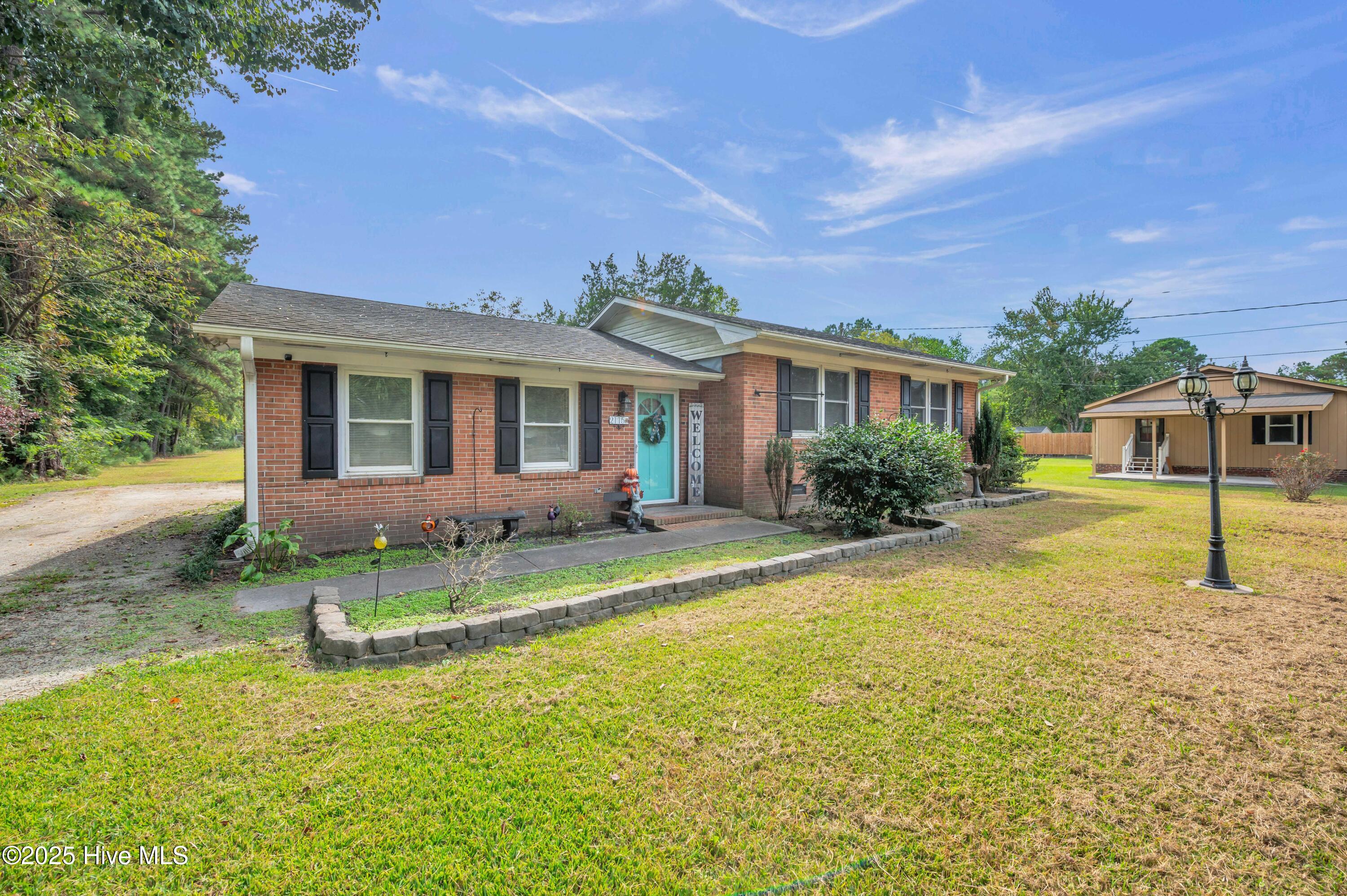 2_2115 penderlea hwy-00002