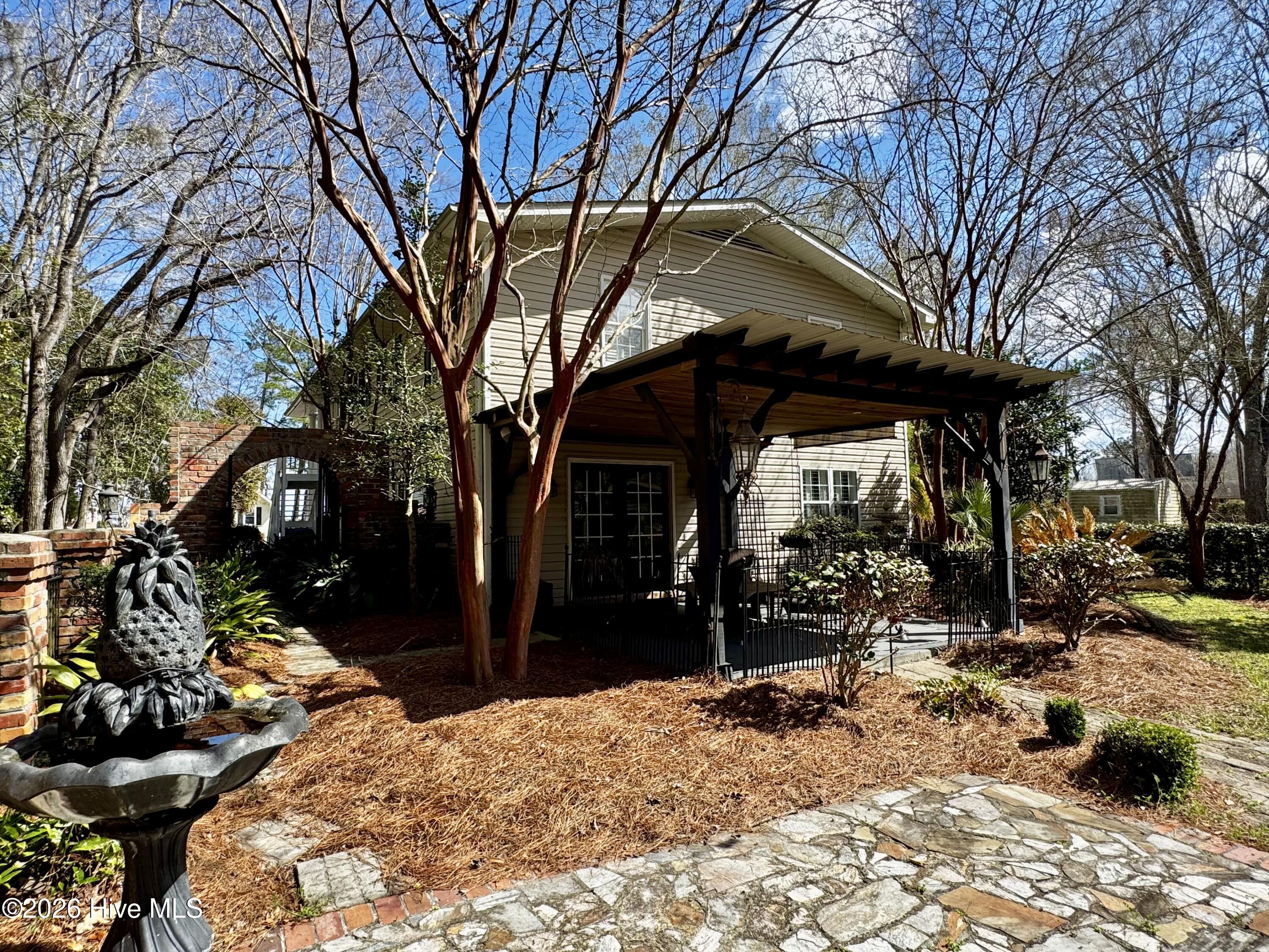 100558799 | Photo 45