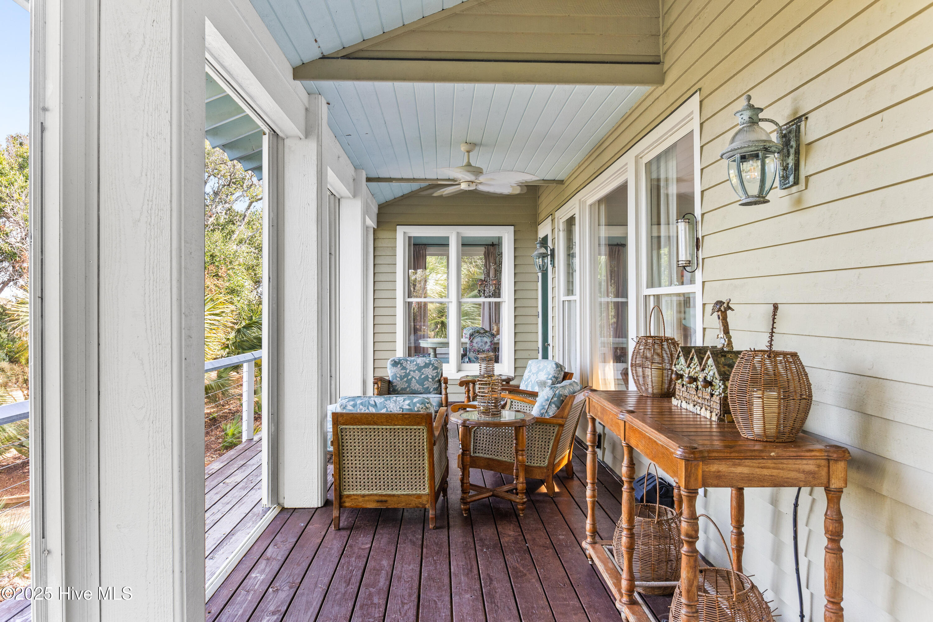 100531454 | Photo 37