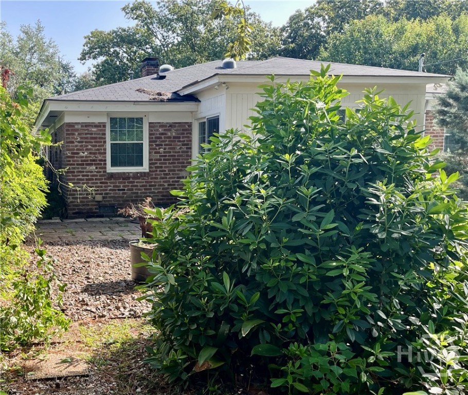 Photo 3 of Single family home for sale at 21 E 61st Street, Savannah, GA 31405 | MLS# SA365210 | Listing updated on 2026-10-01