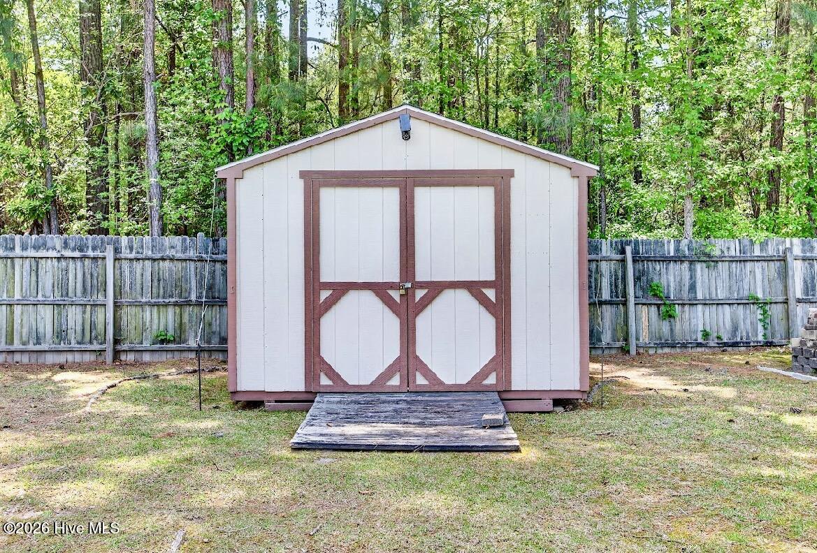 100567713 | Photo 23