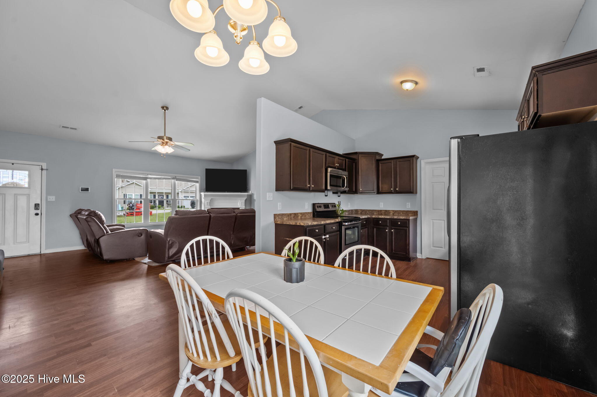 18-web-or-mls-_RAD9203