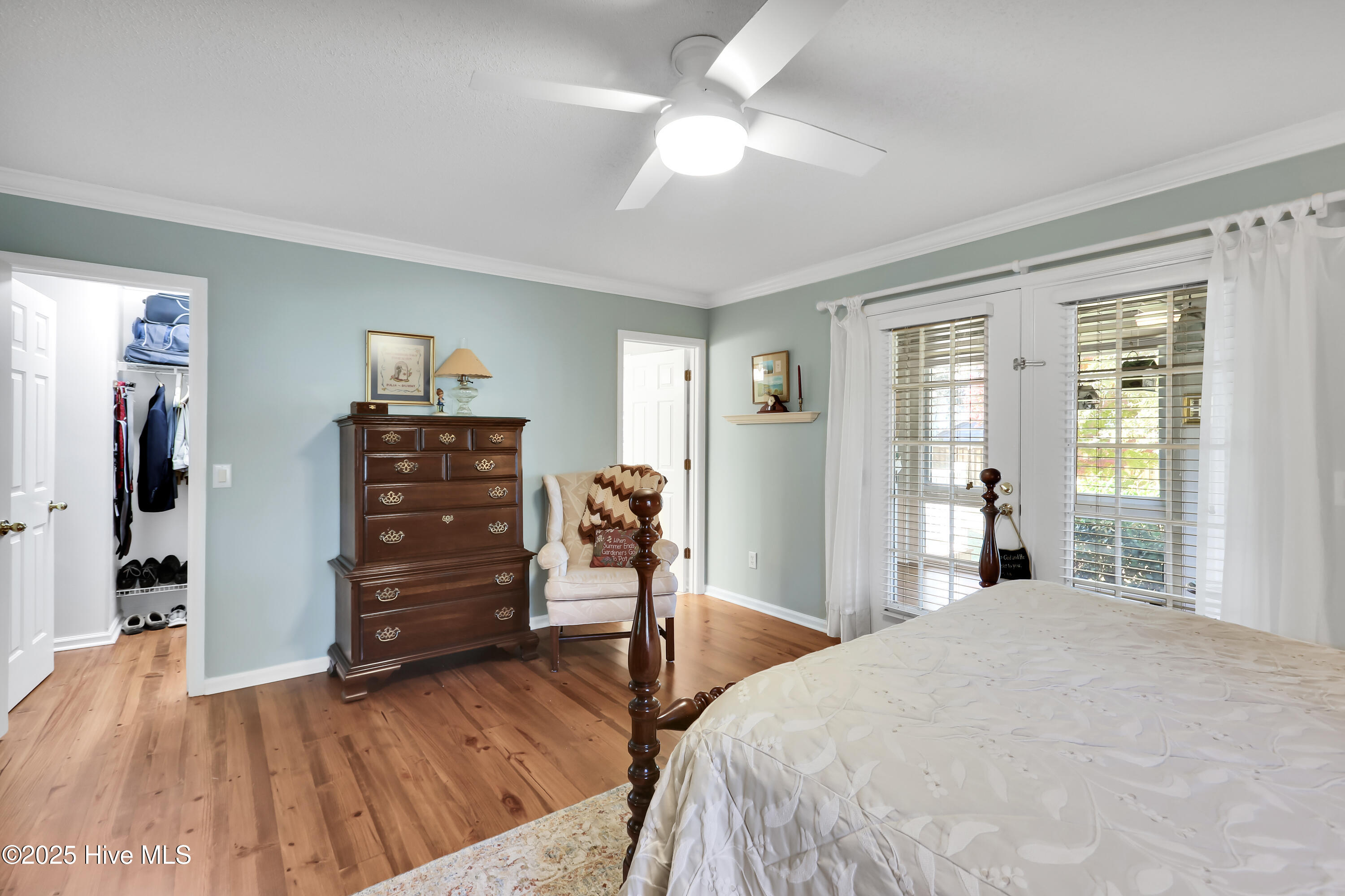 100544333 | Photo 22