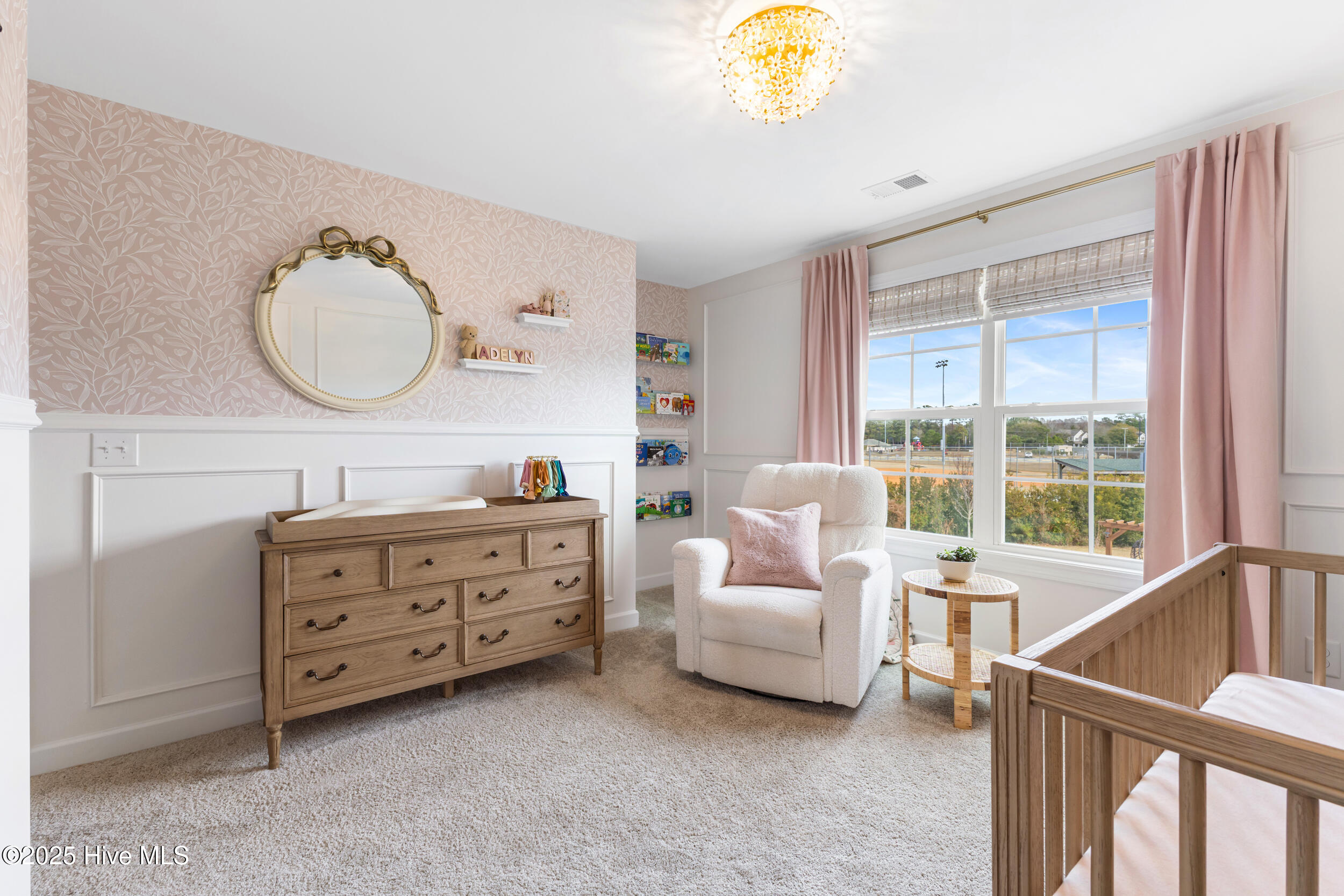 100546095 | Photo 45