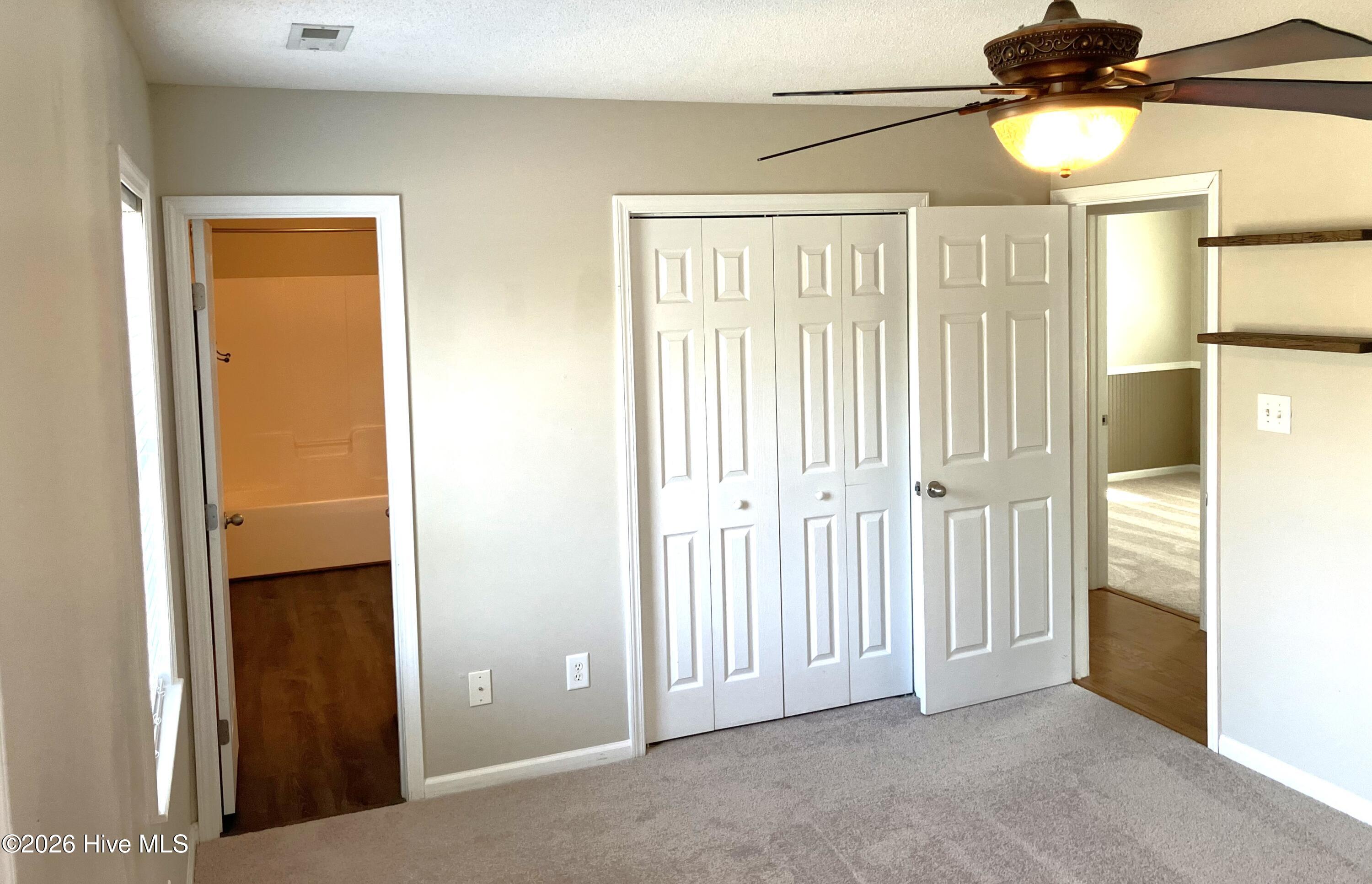 100555238 | Photo 16