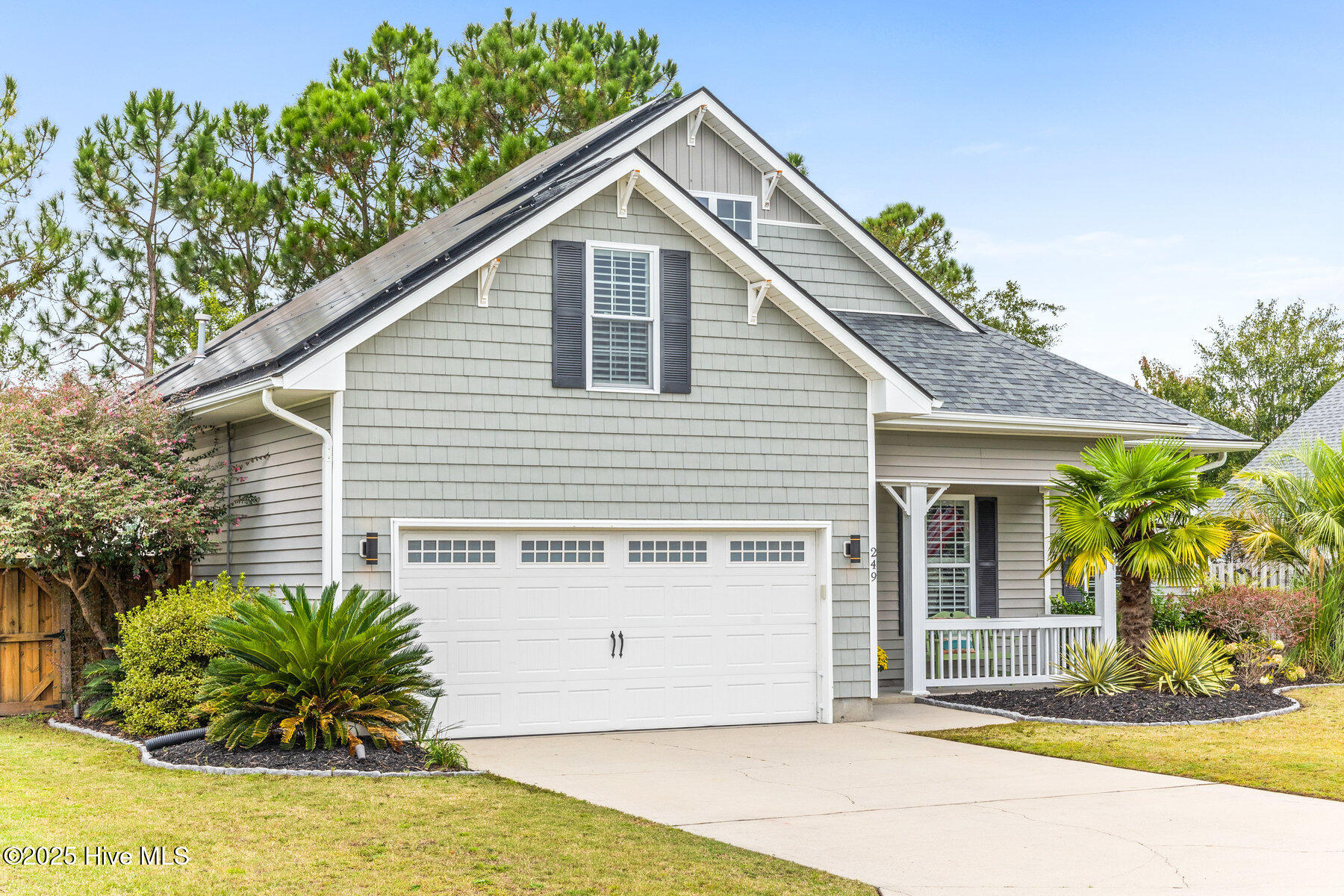 249 Palm Grove Drive, Wilmington, NC 28411 – photo 3: 003_249_palm_grove_drive-09-2_918
