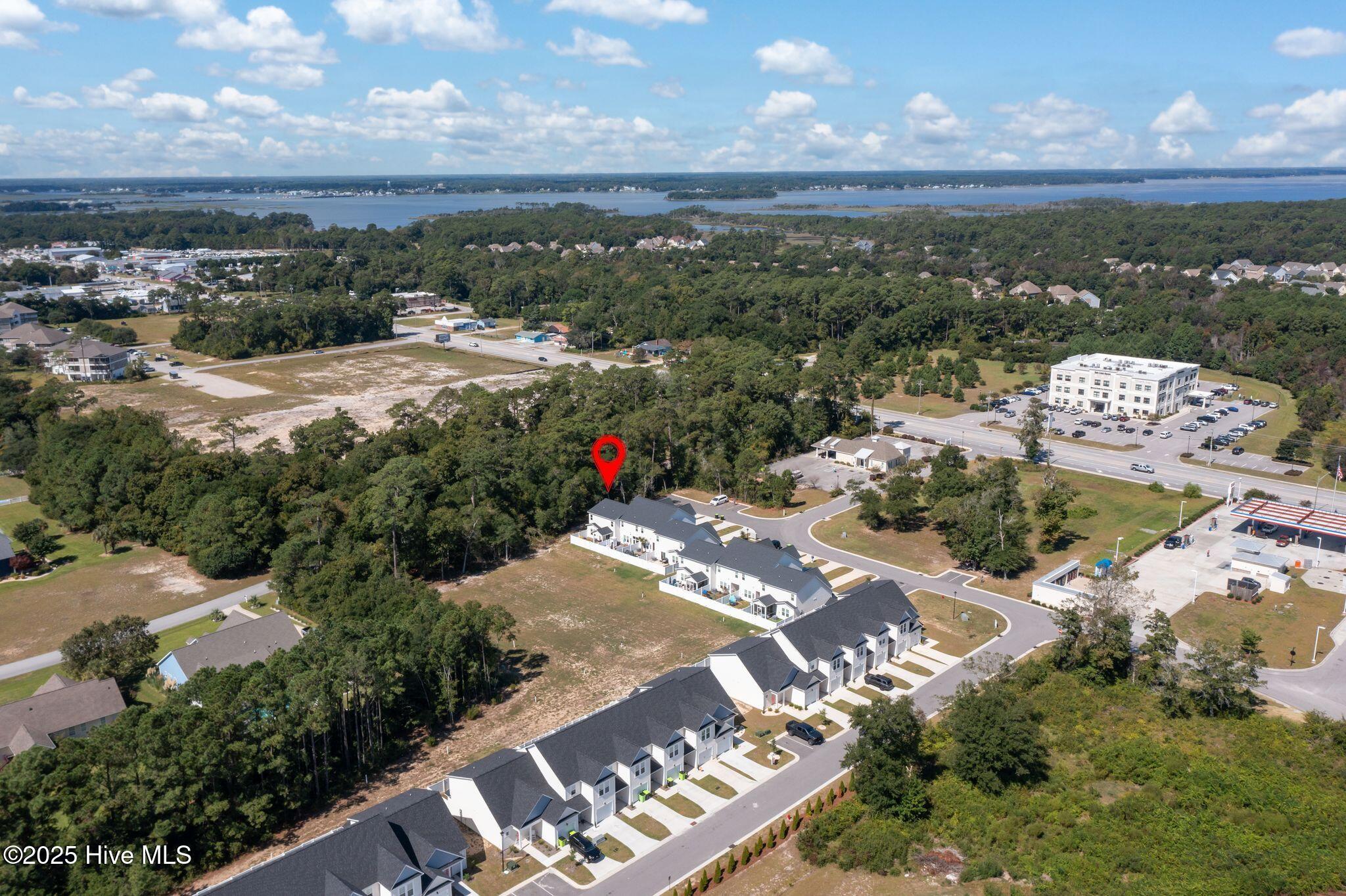 100531651 | Photo 46