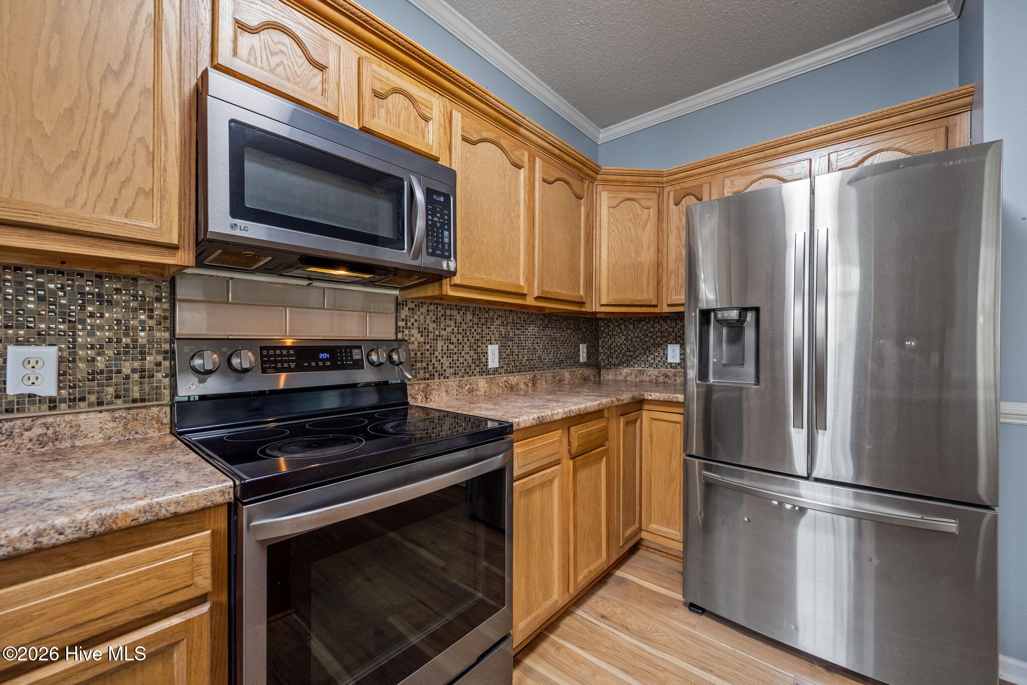 100552241 | Photo 19