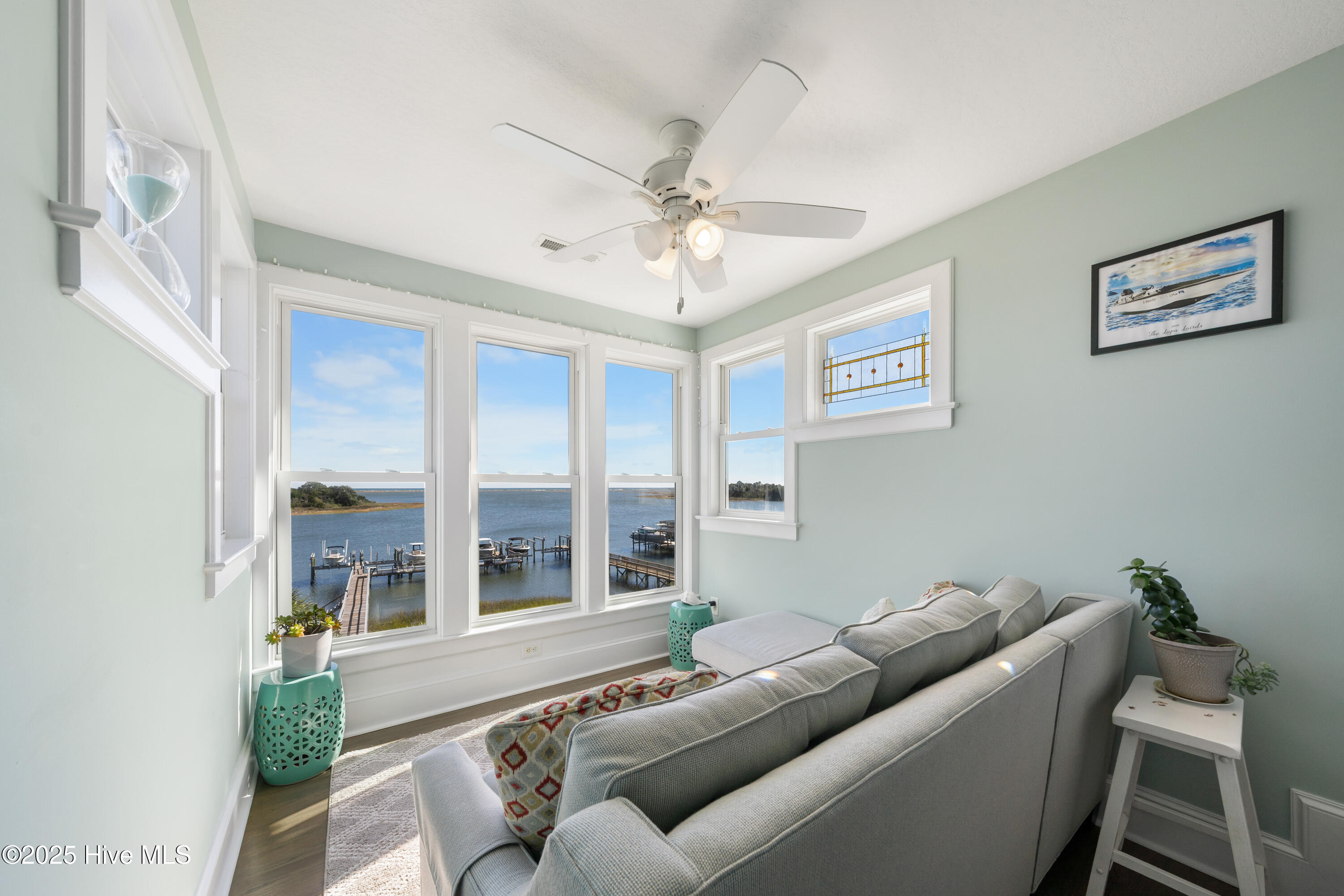 100541249 | Photo 58