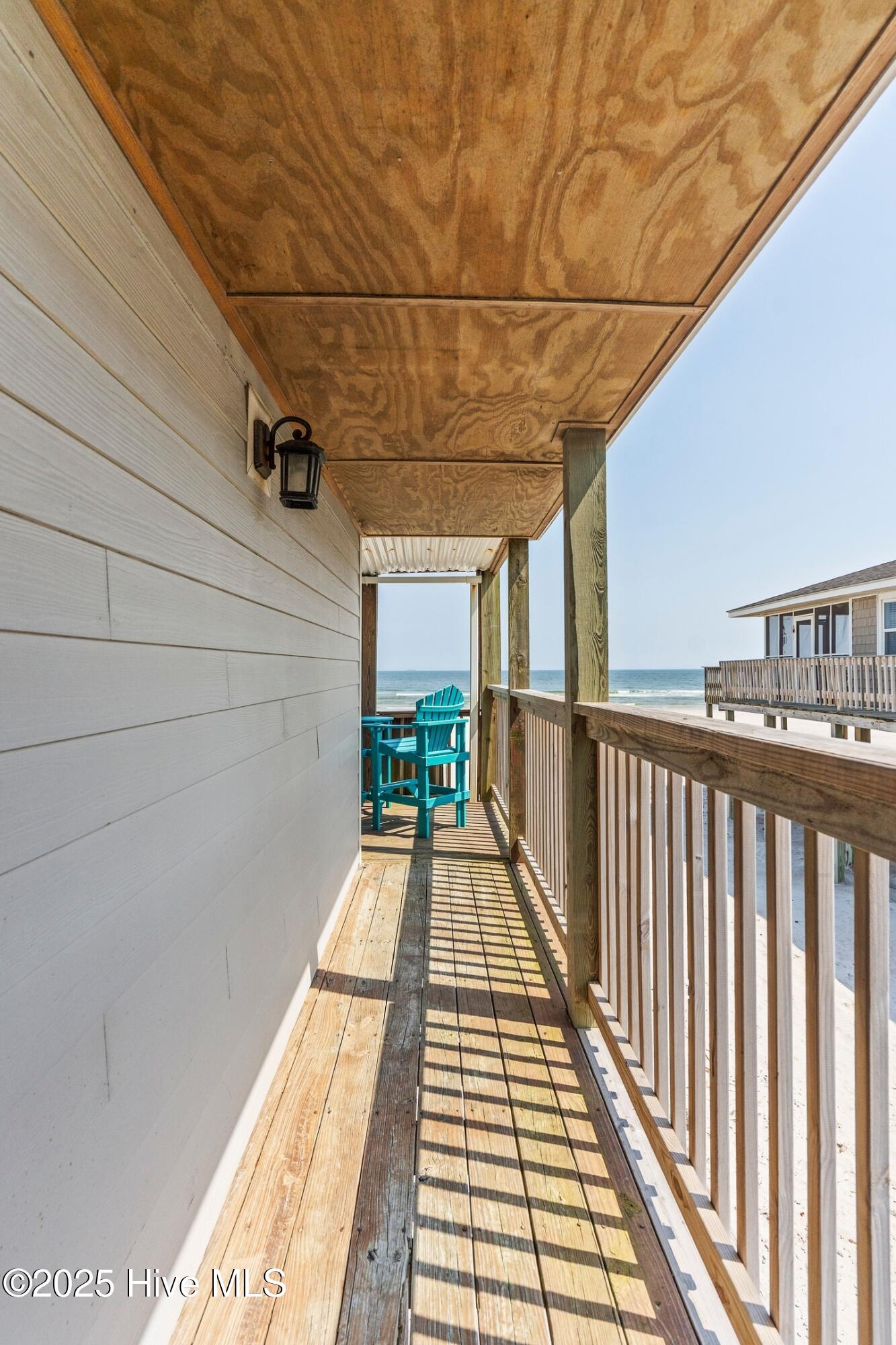 100514835 | Photo 33