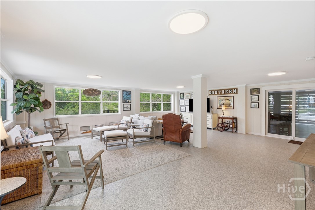 Game and recreation room on ground floor with