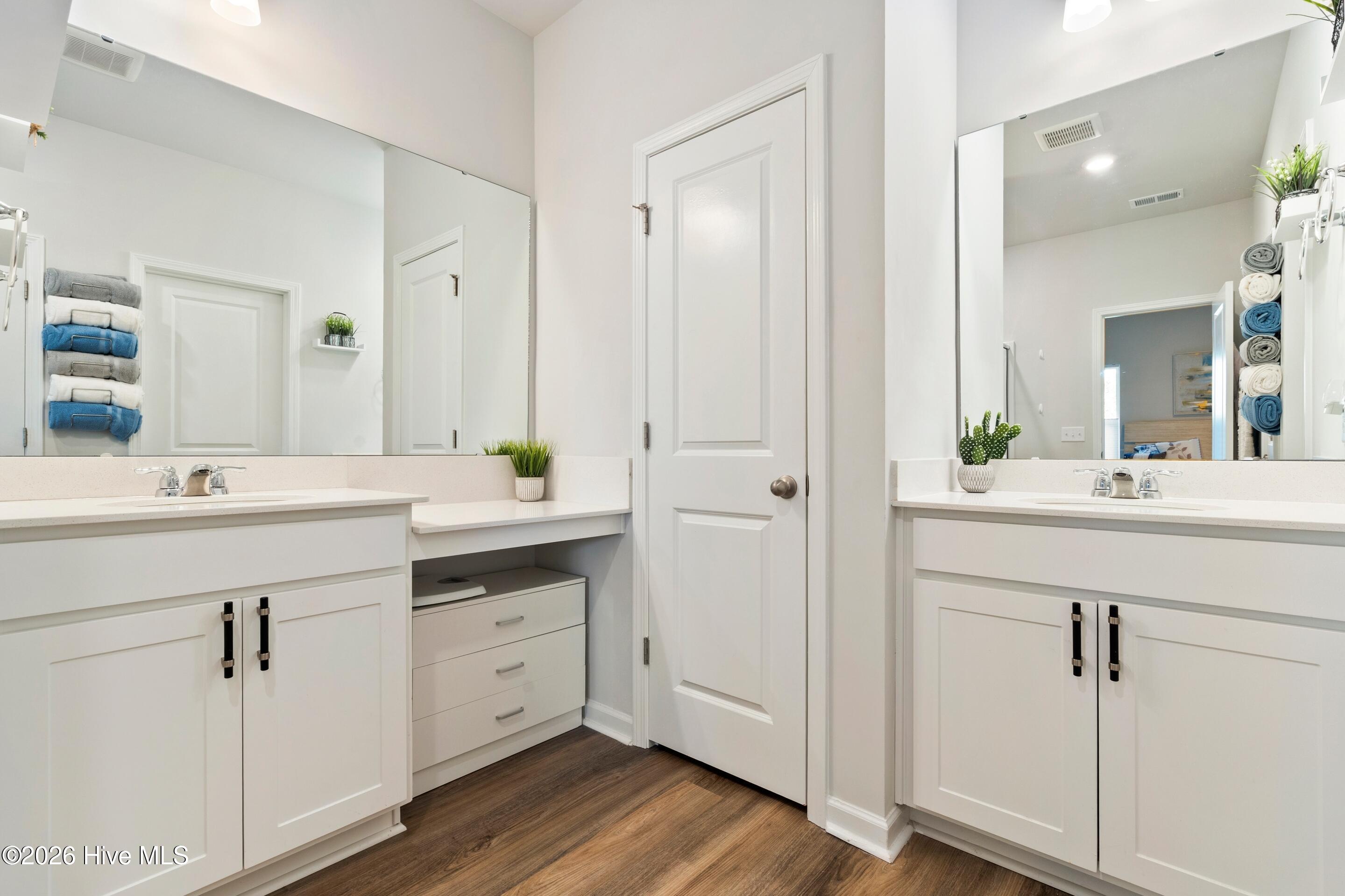 100550634 | Photo 36