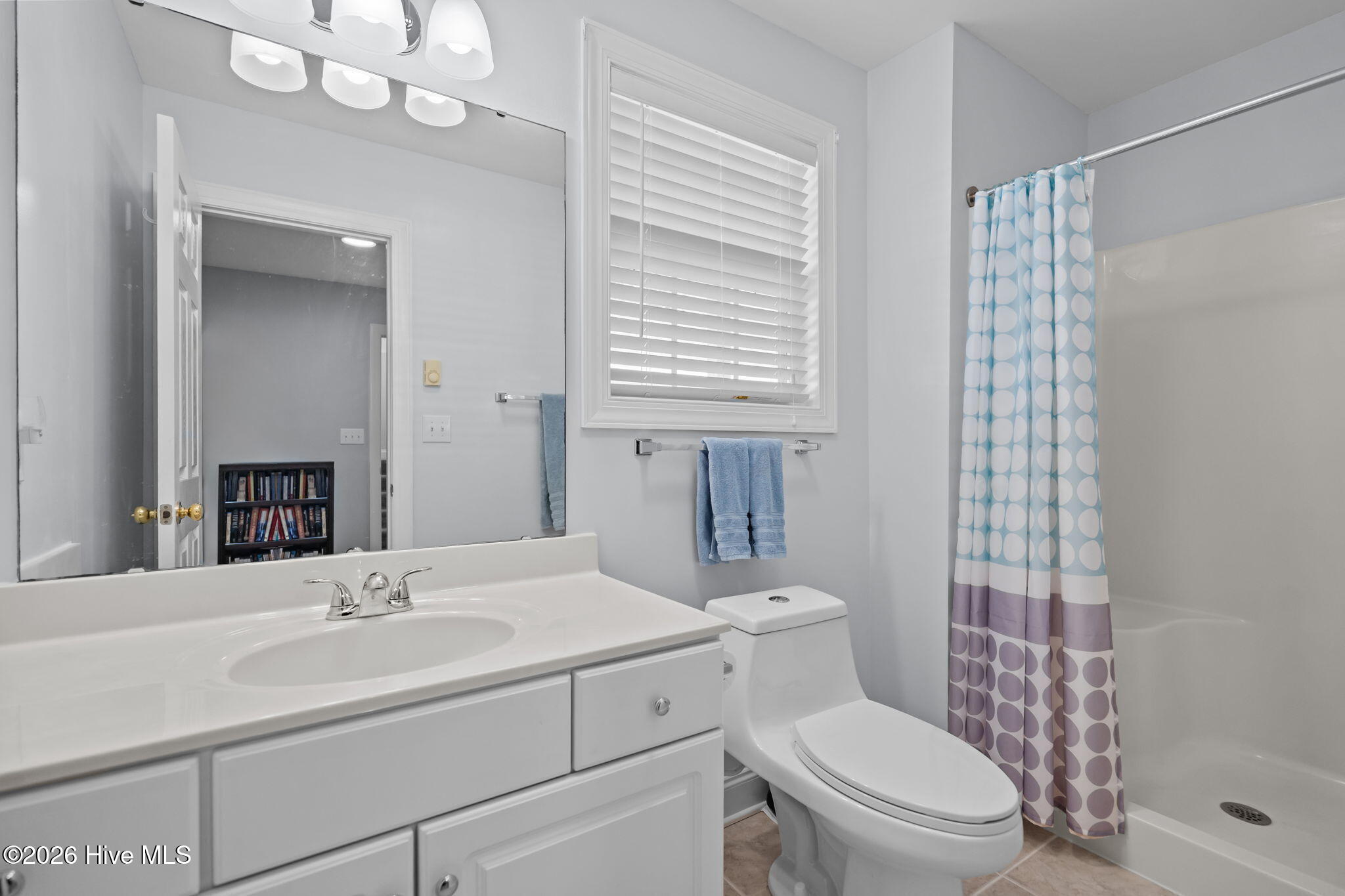 100547752 | Photo 35