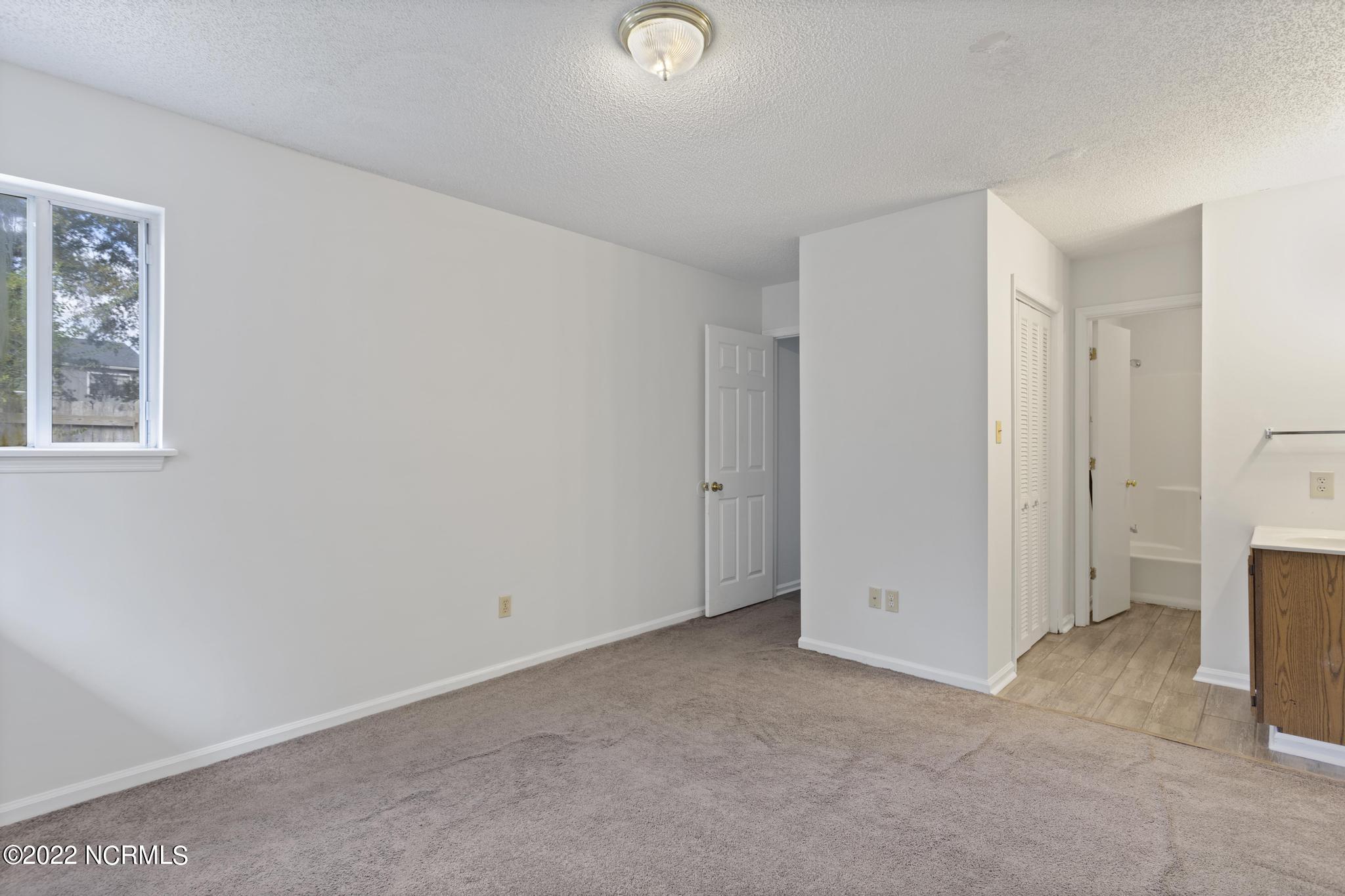 100550644 | Photo 19