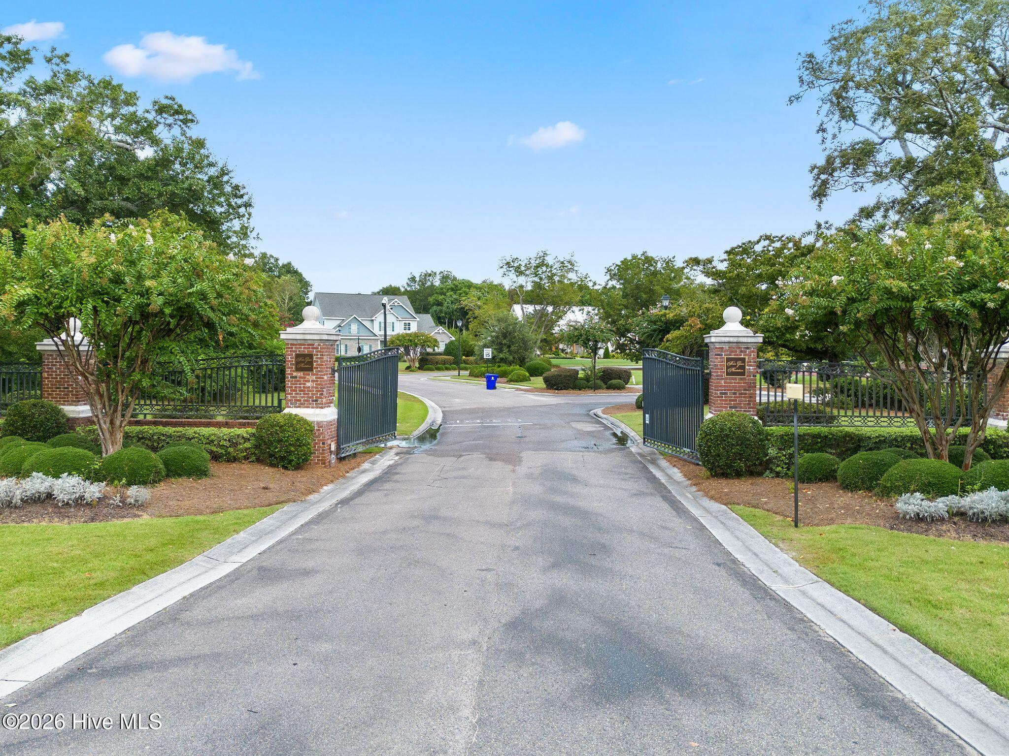 100567627 | Photo 11