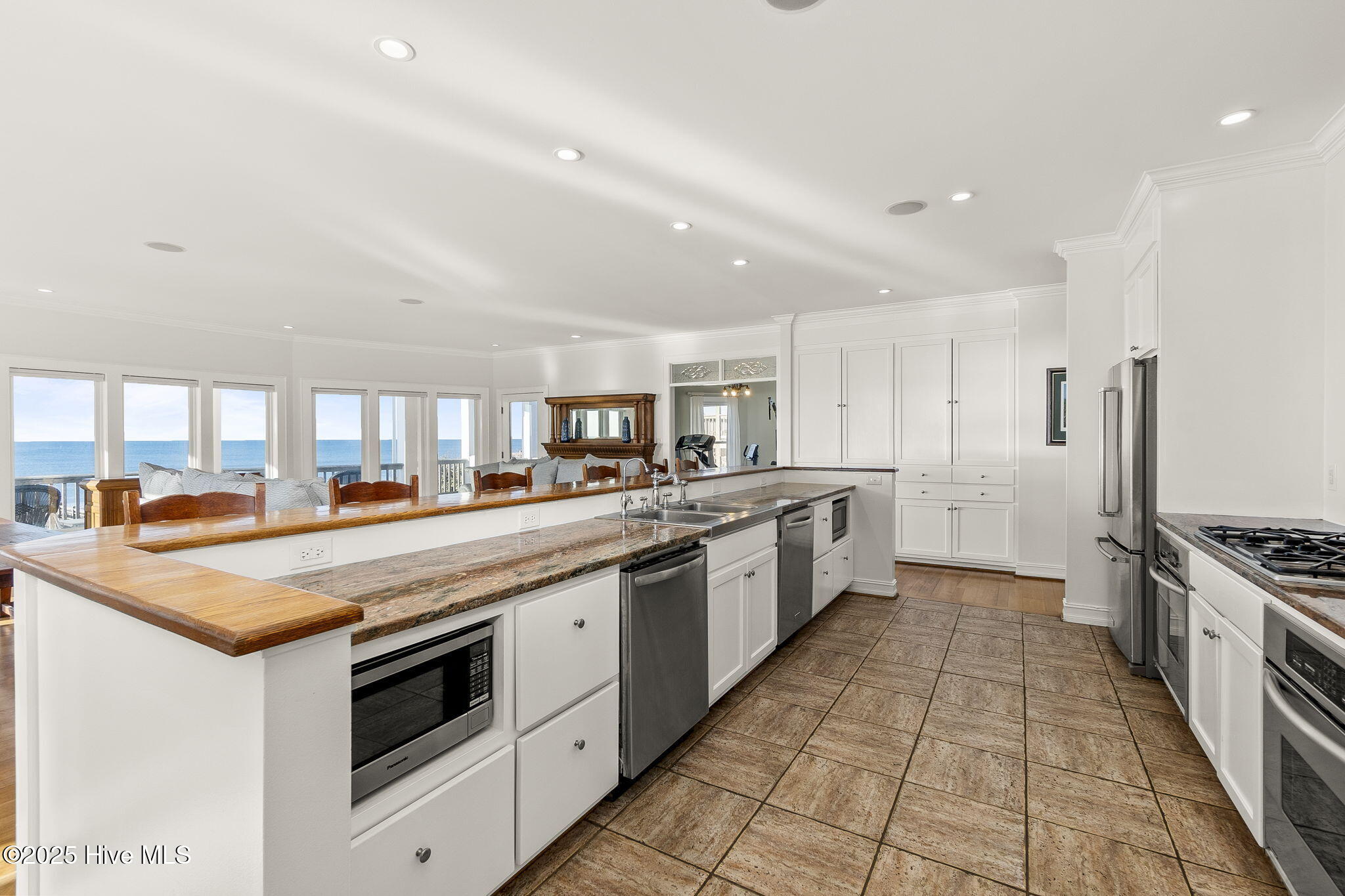 3107 Ocean Drive, Emerald Isle, NC, 28594