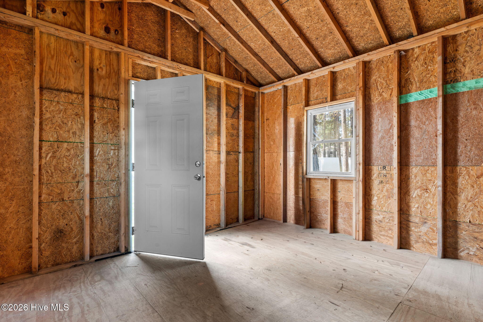 100552938 | Photo 50