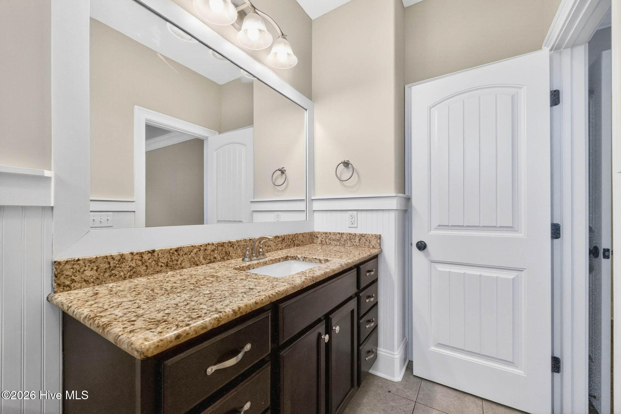 100567612 | Photo 49