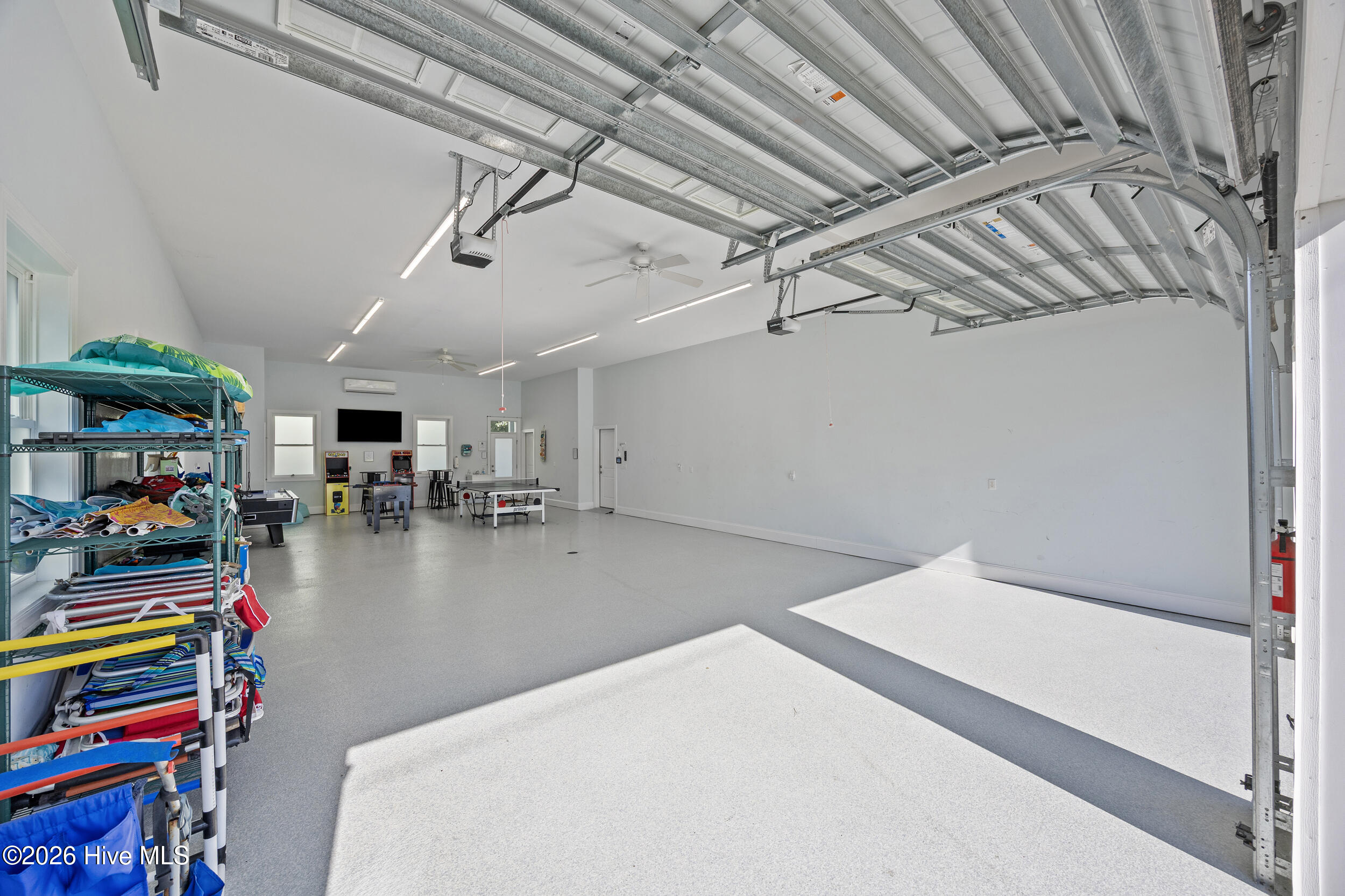 100562655 | Photo 55