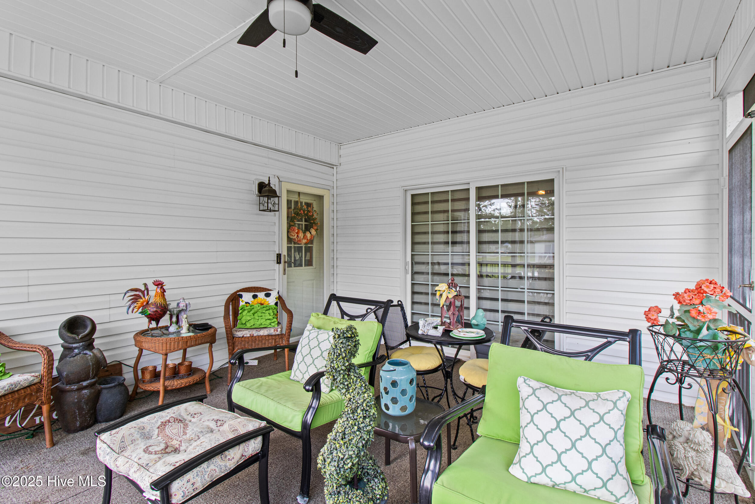 100505236 | Photo 44