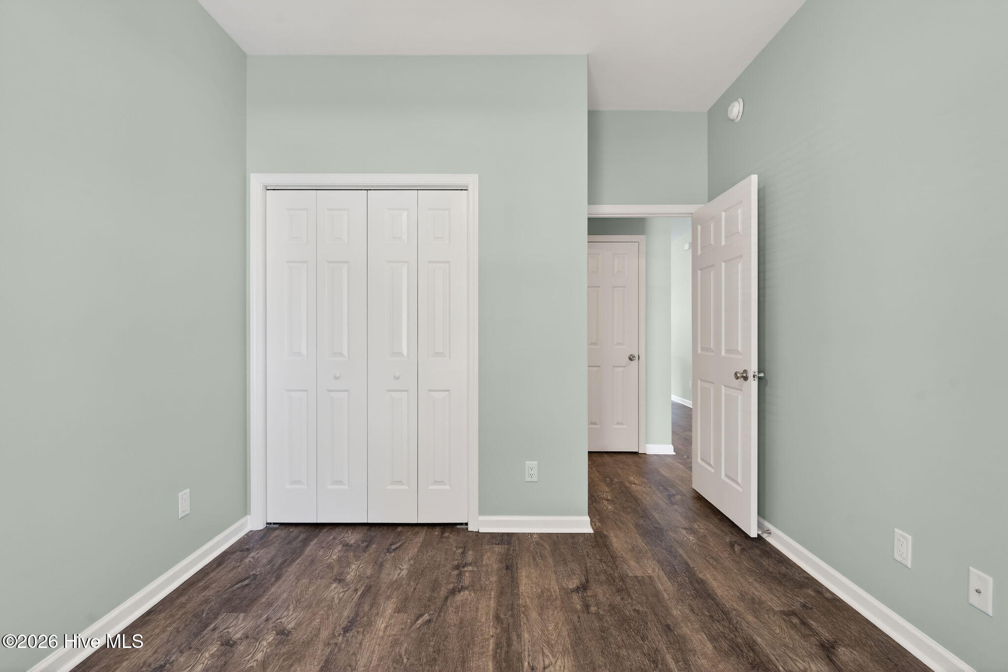 100564275 | Photo 20