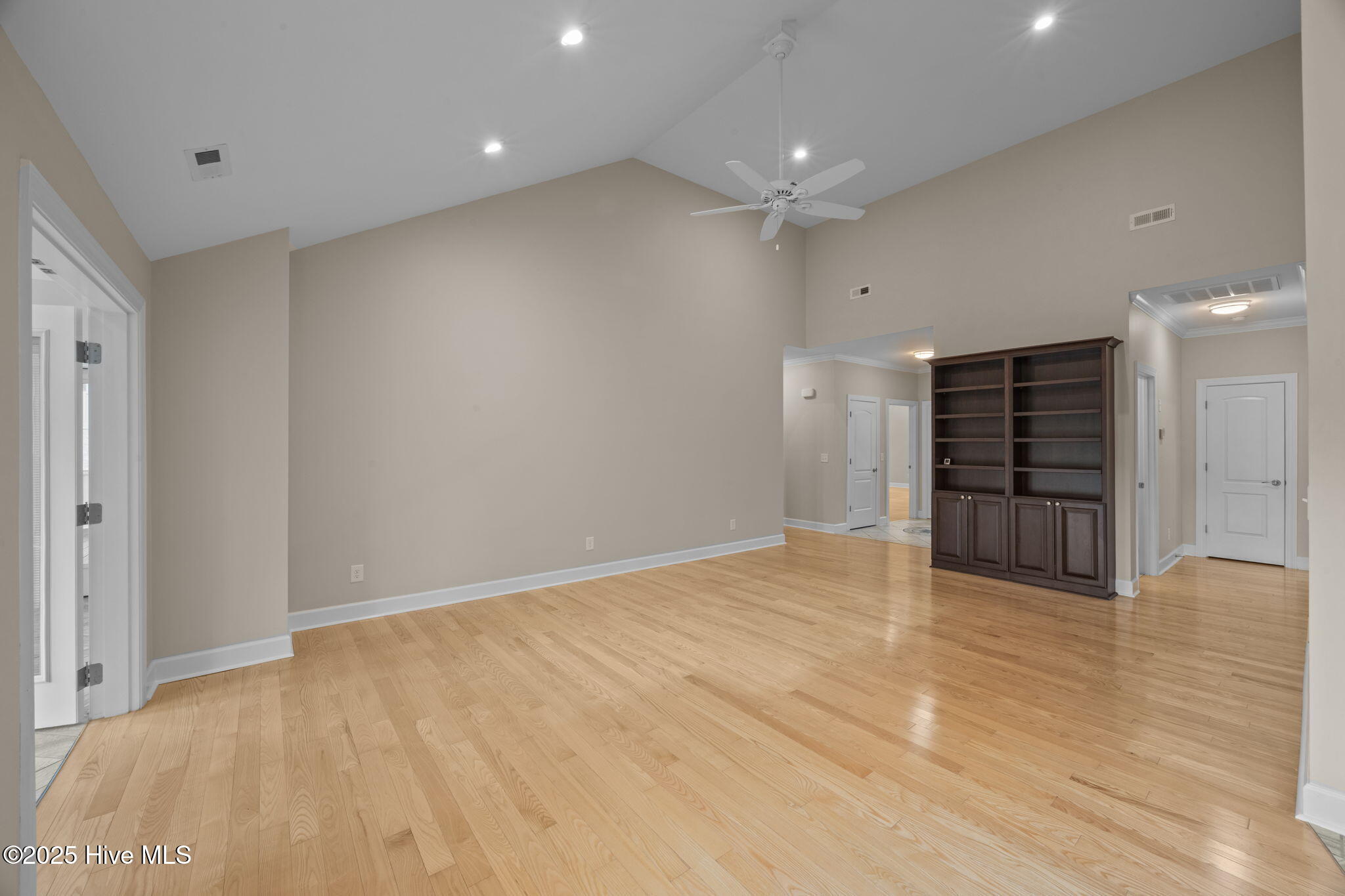 402 Whittaker Point Road,Oriental