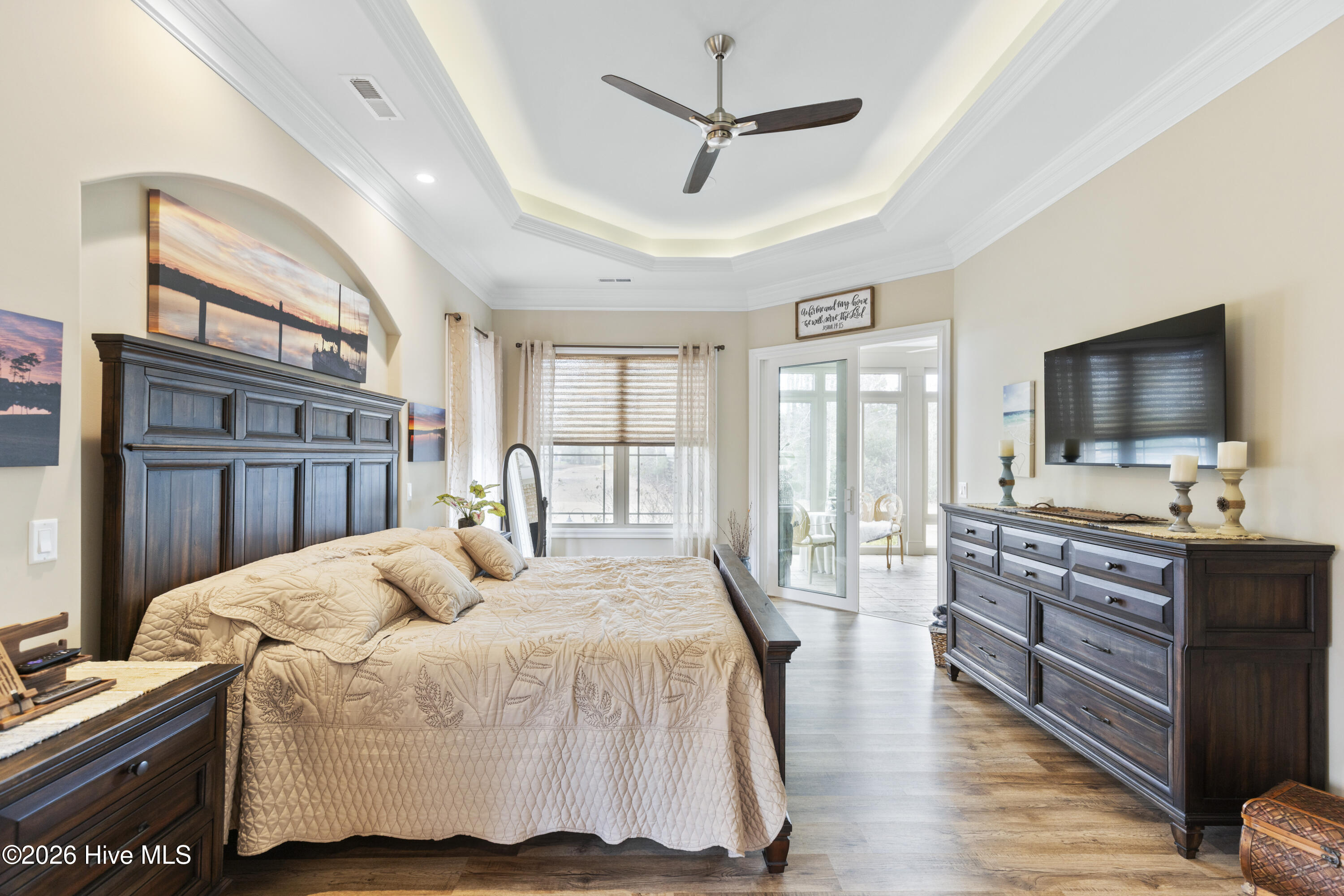 100551646 | Photo 22