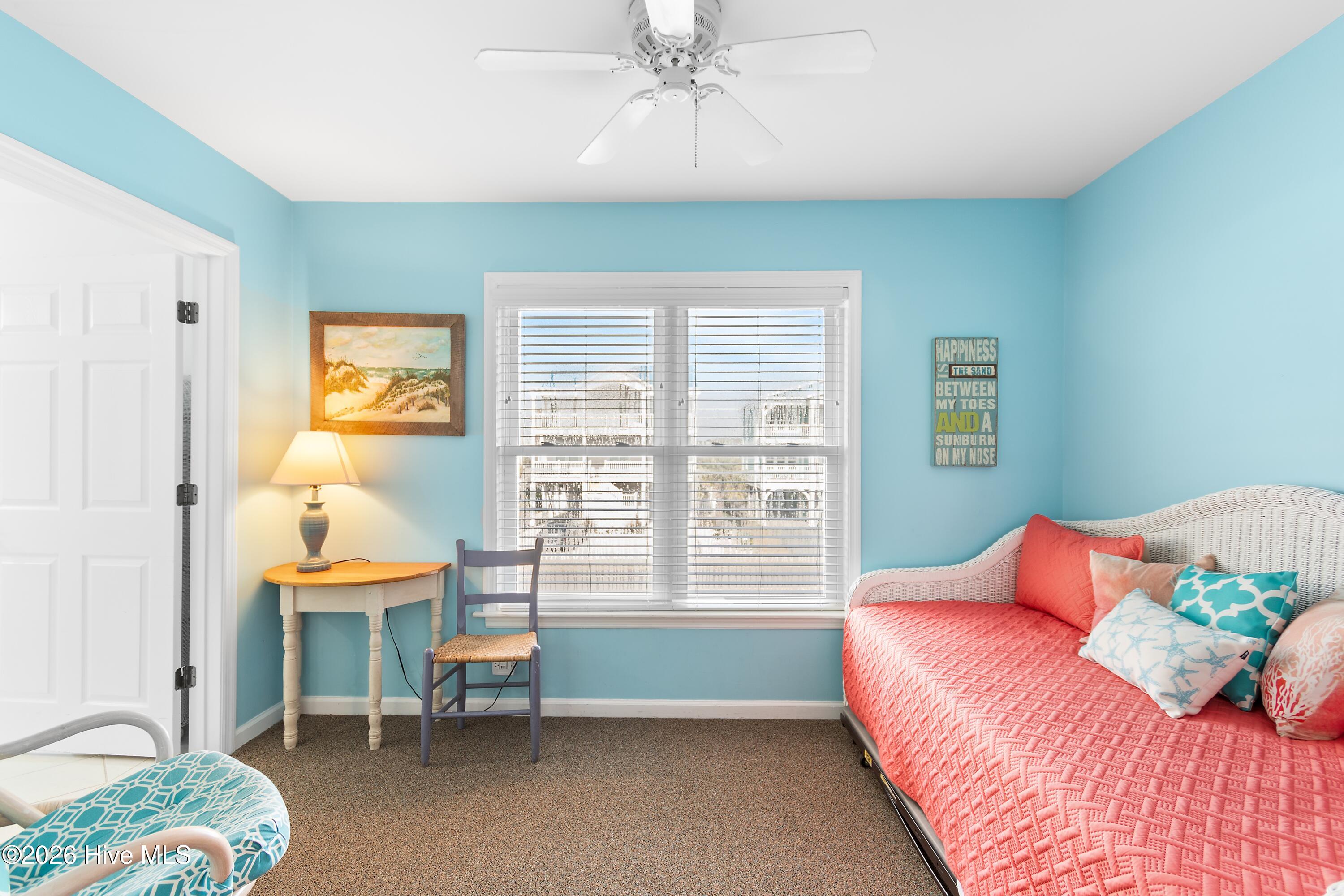 100548422 | Photo 27