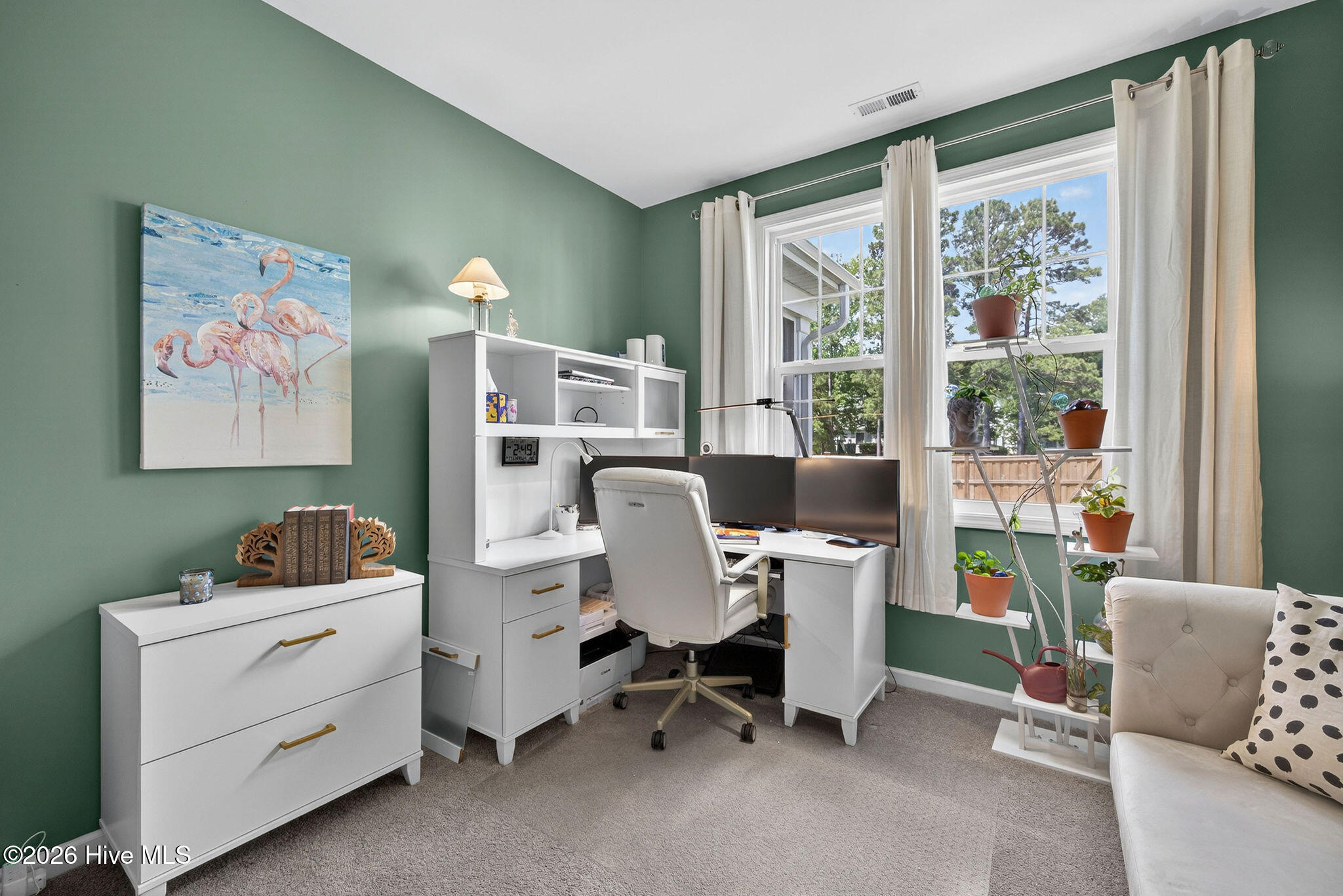 100569620 | Photo 38