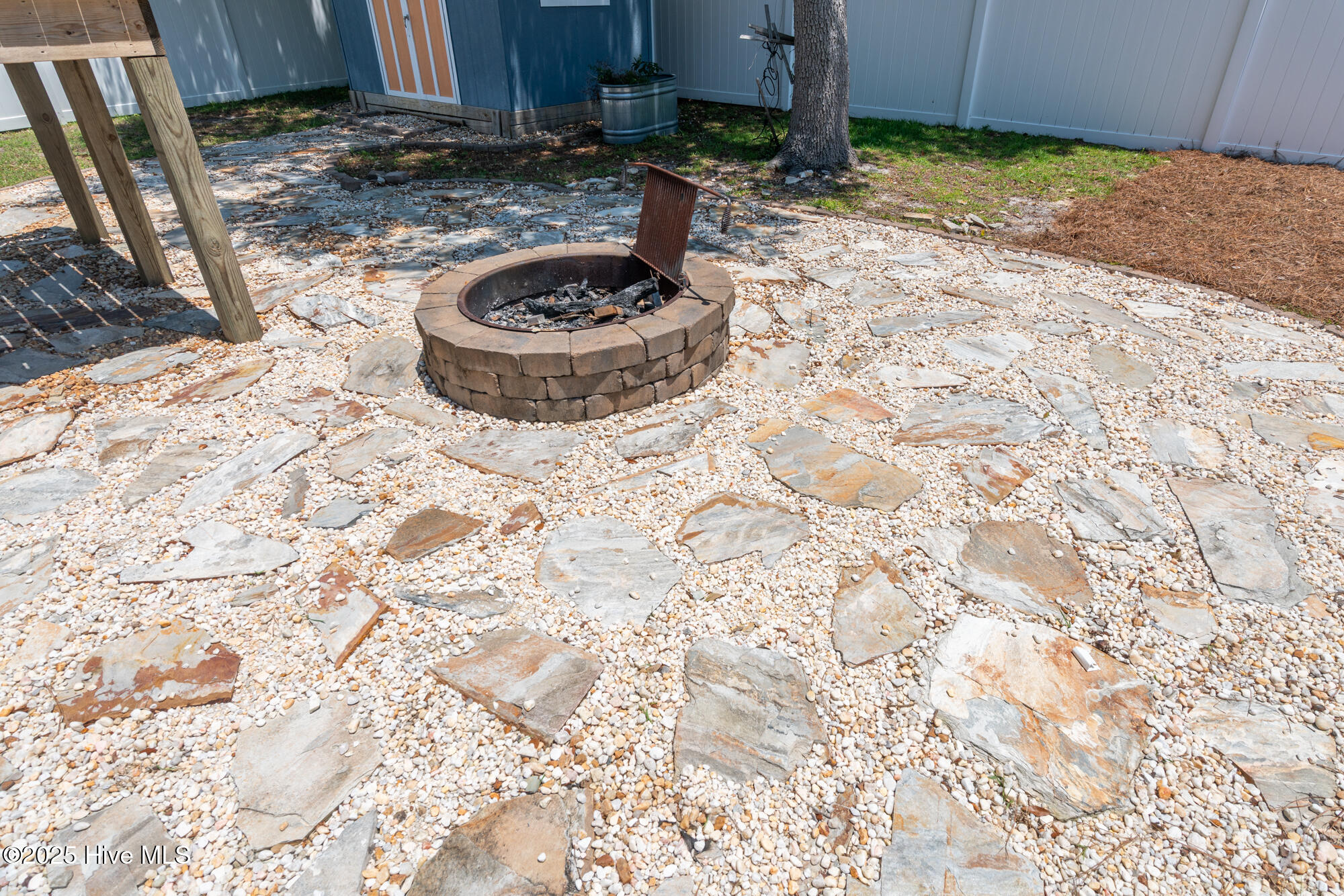 100527640 | Photo 29