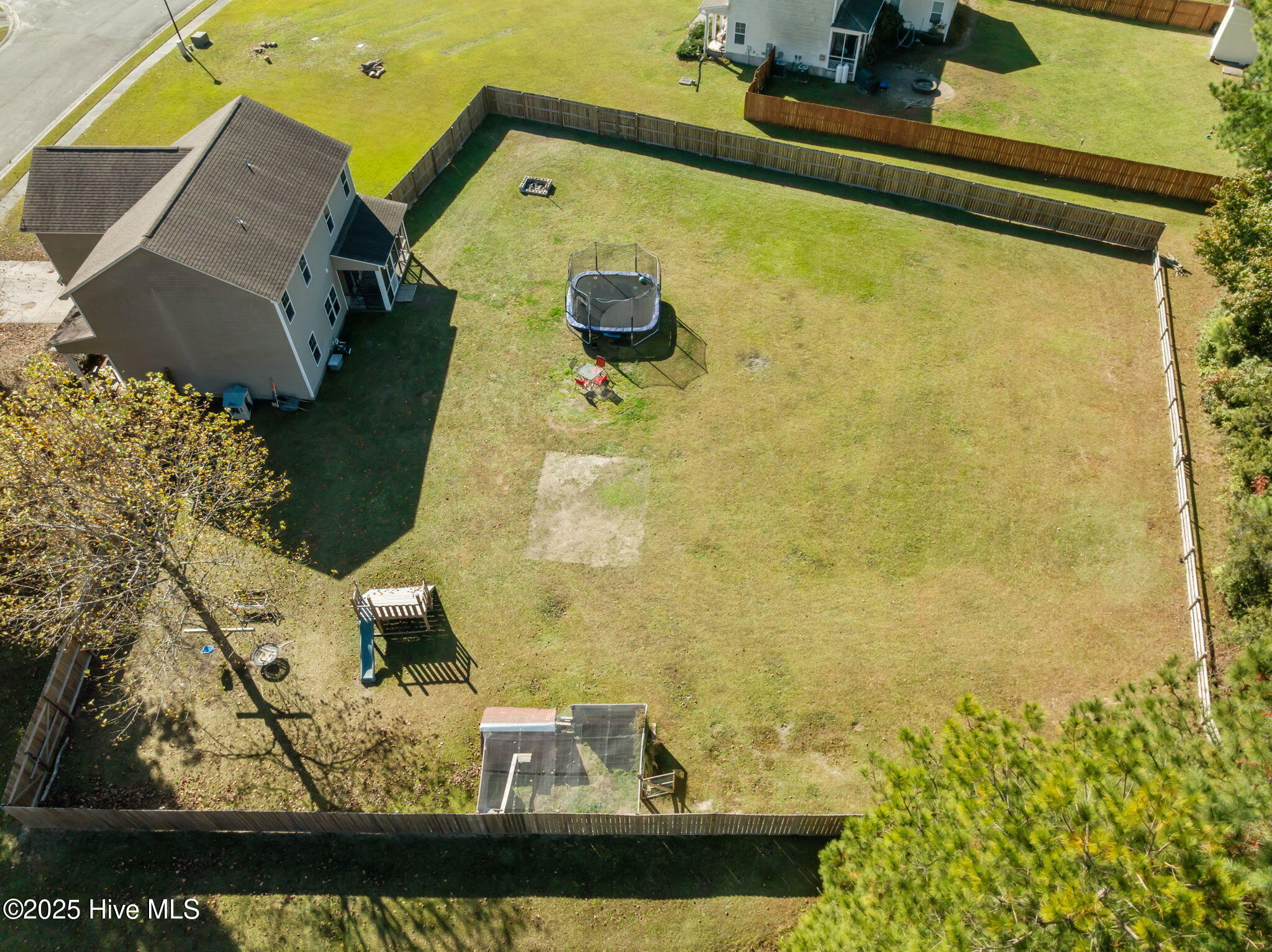 100540594 | Photo 45