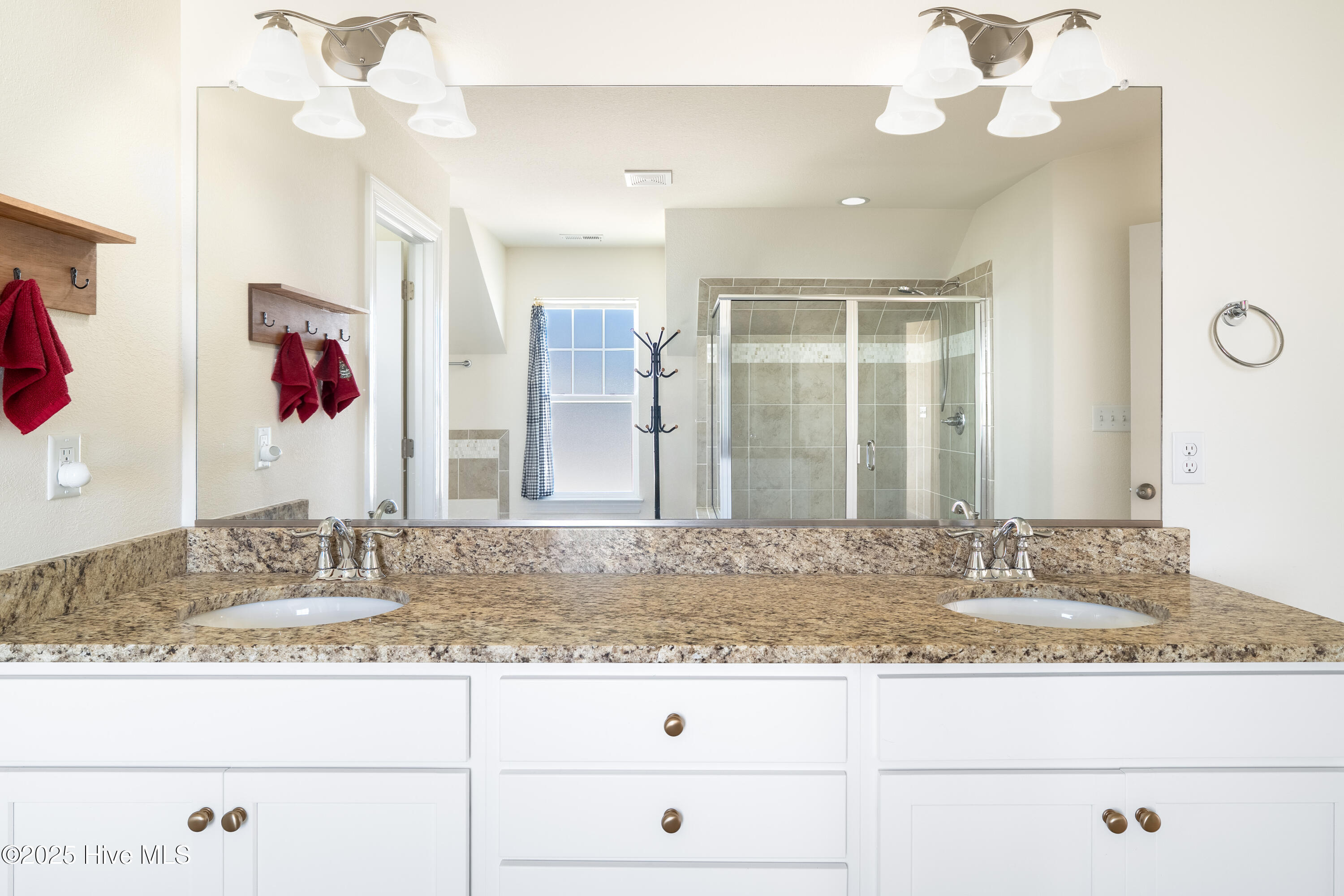 300 Farmstead Loop, Moyock, NC, 27958