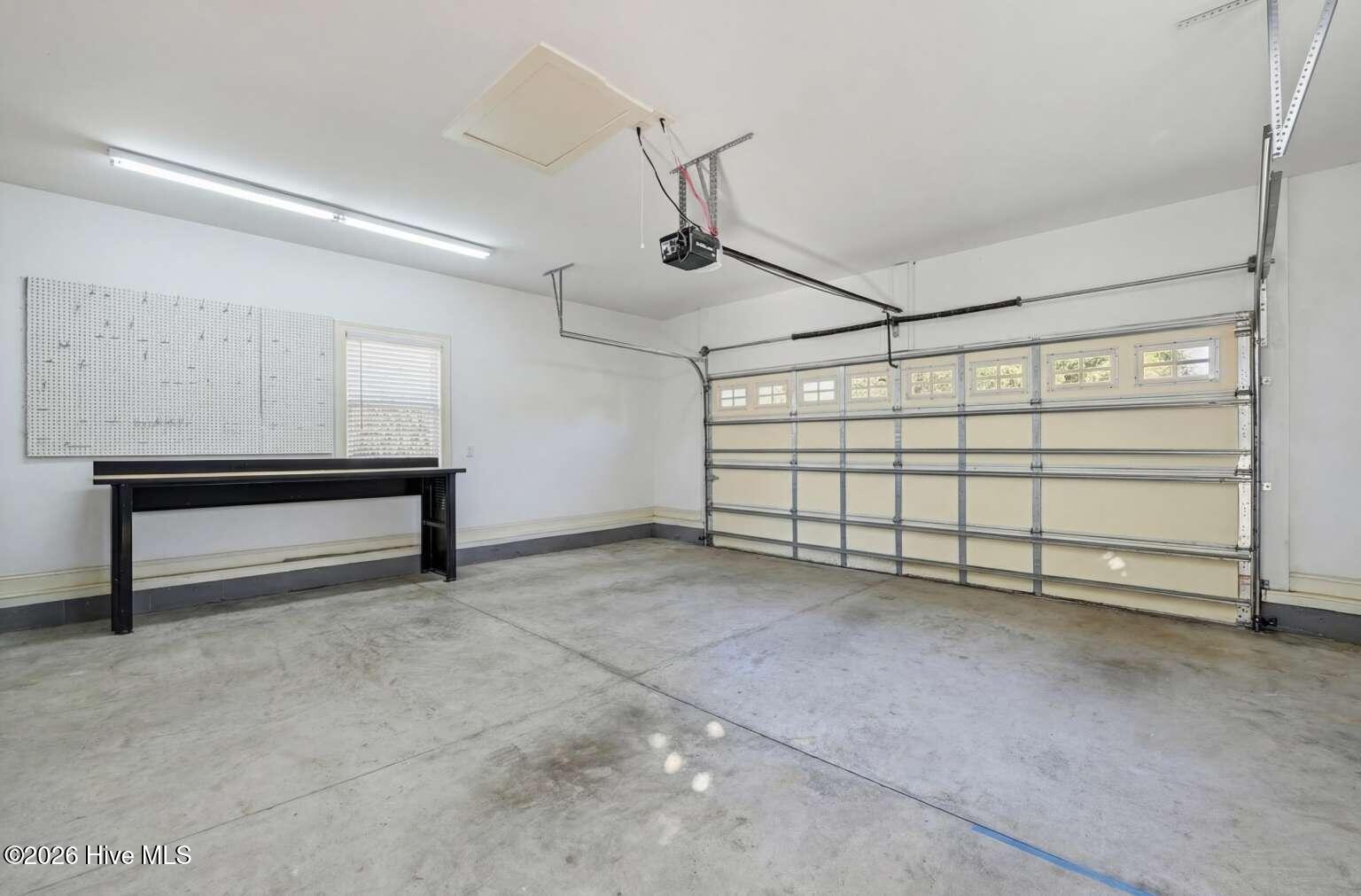 100552752 | Photo 44