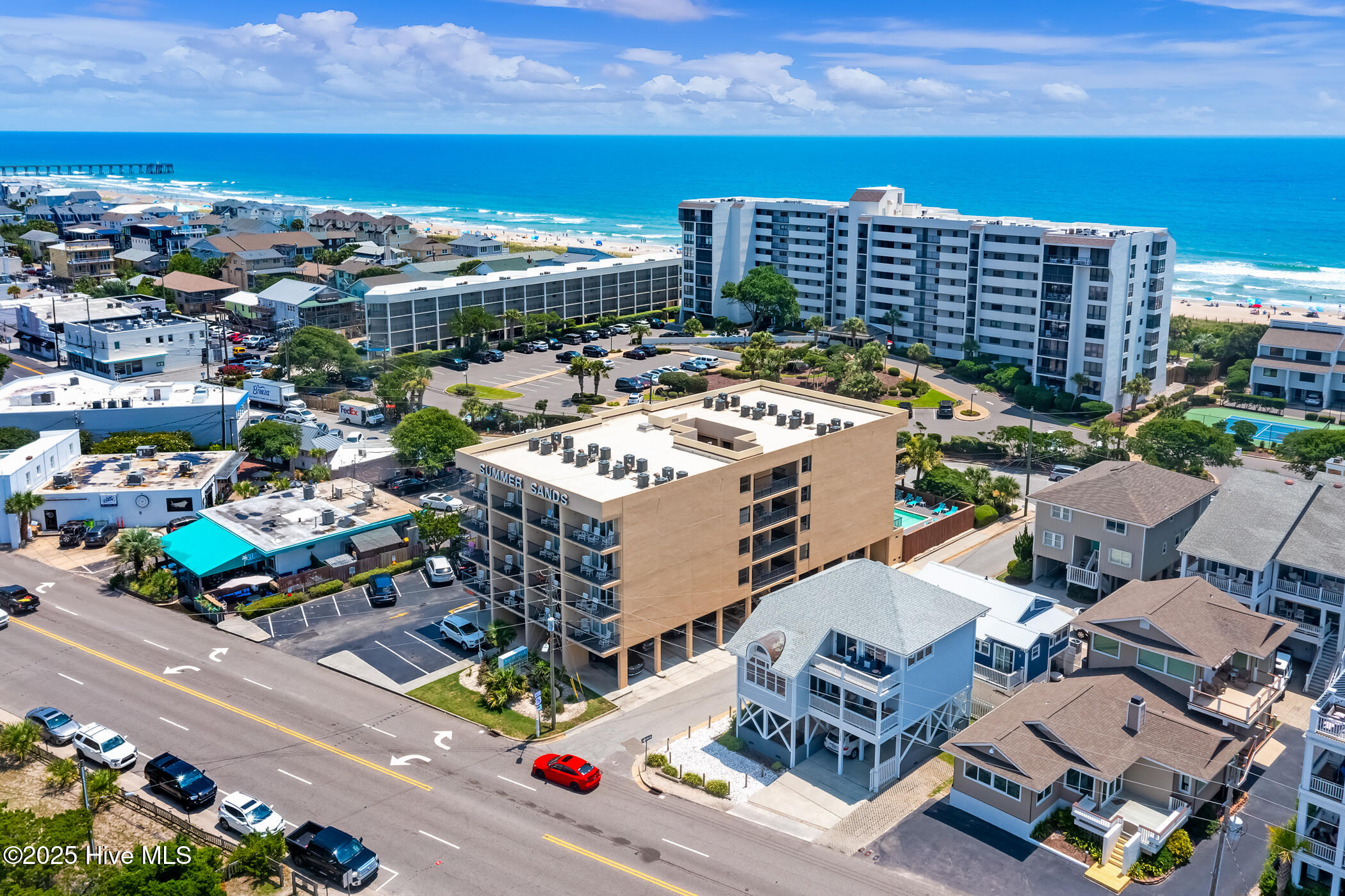 100518764 | Photo 18