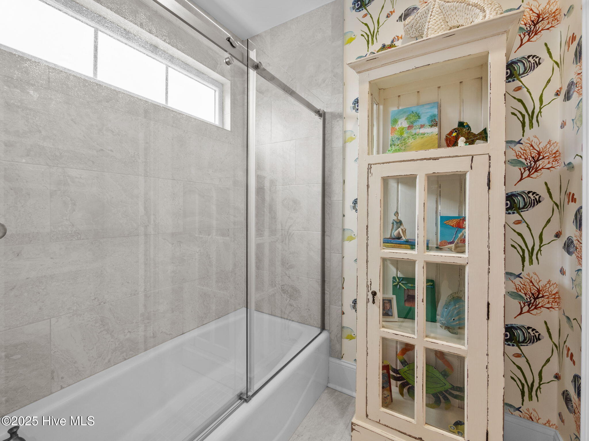 100527166 | Photo 57